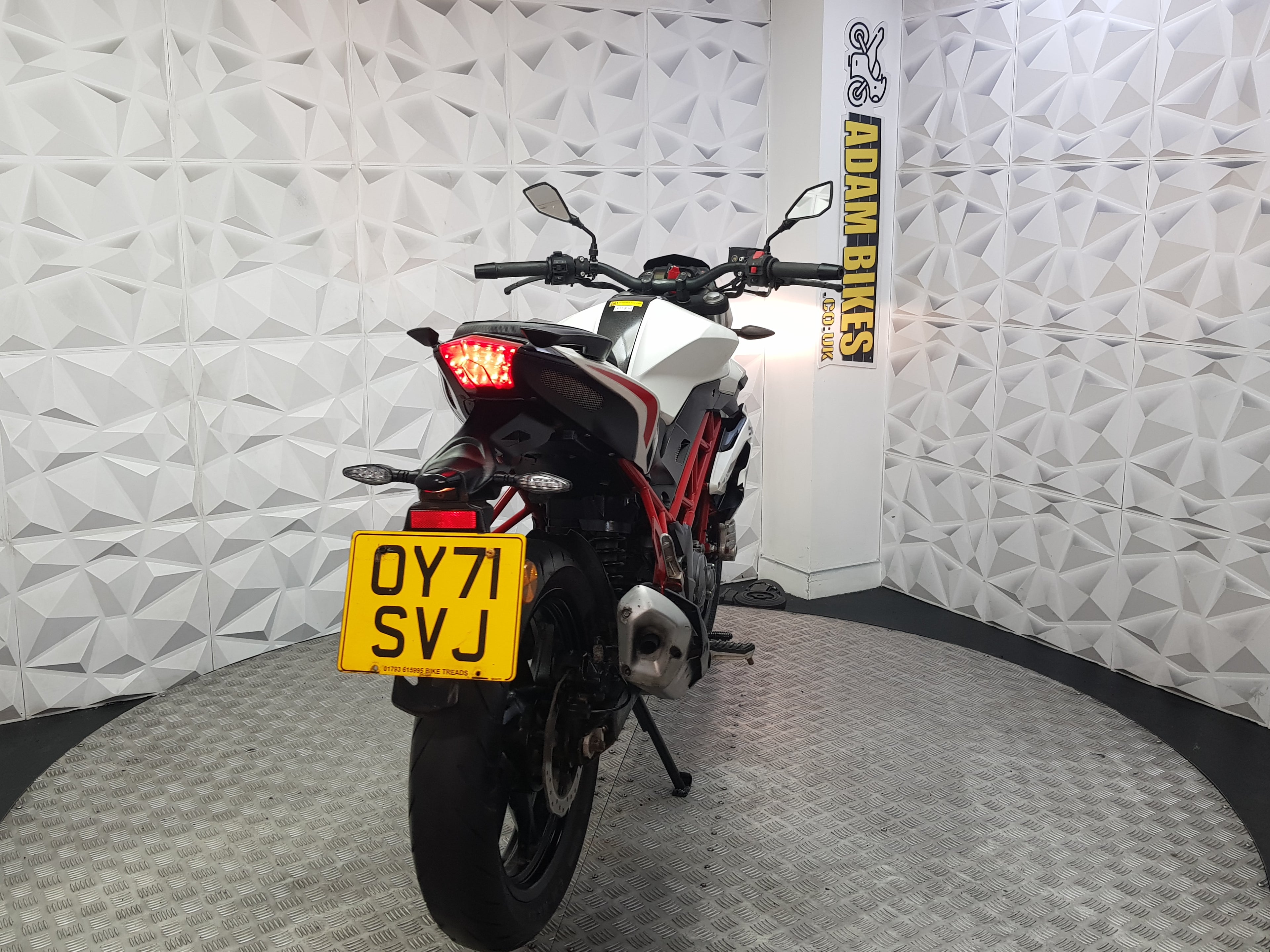 2021 BENELLI BN 125