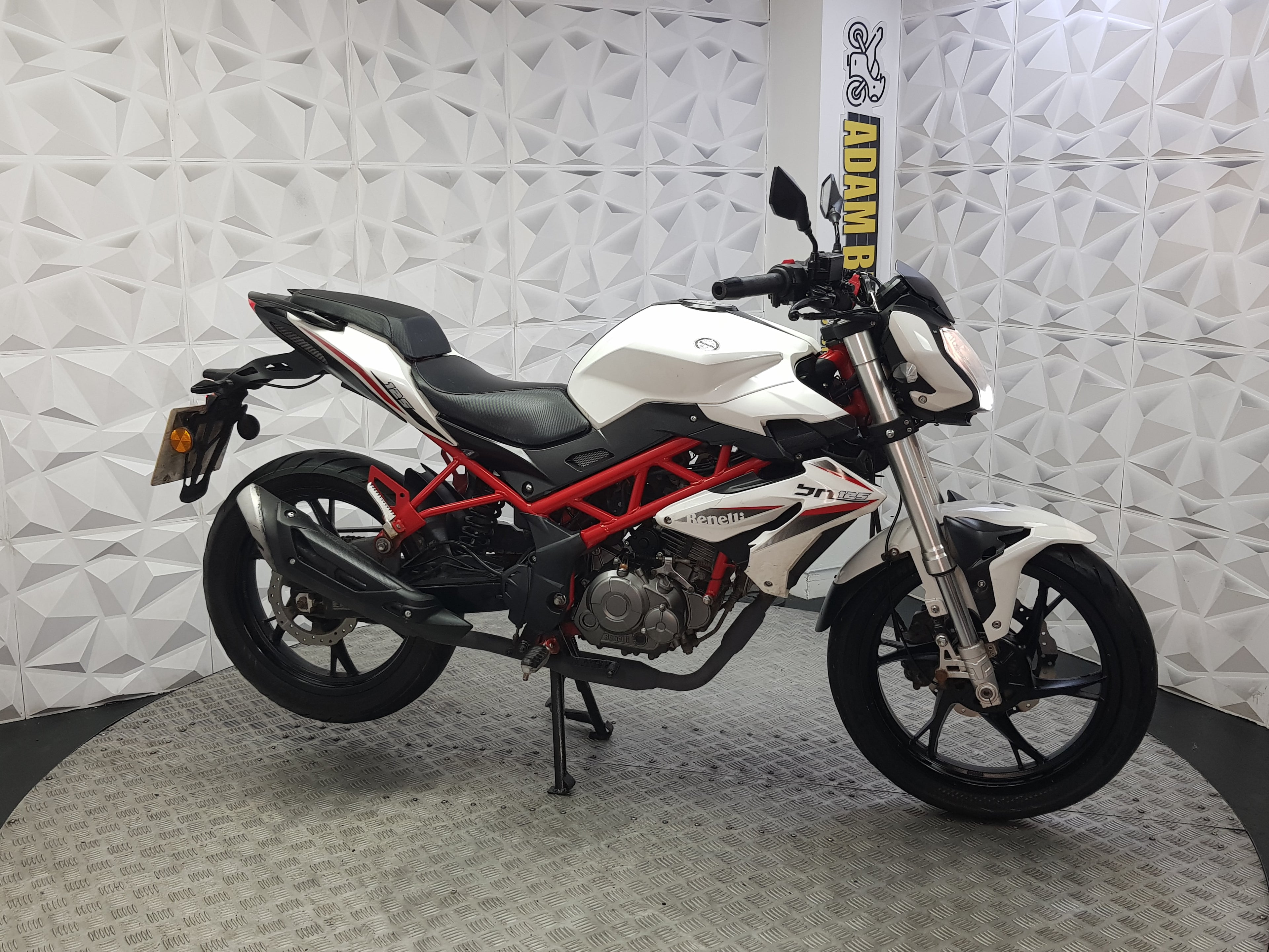 2021 BENELLI BN 125