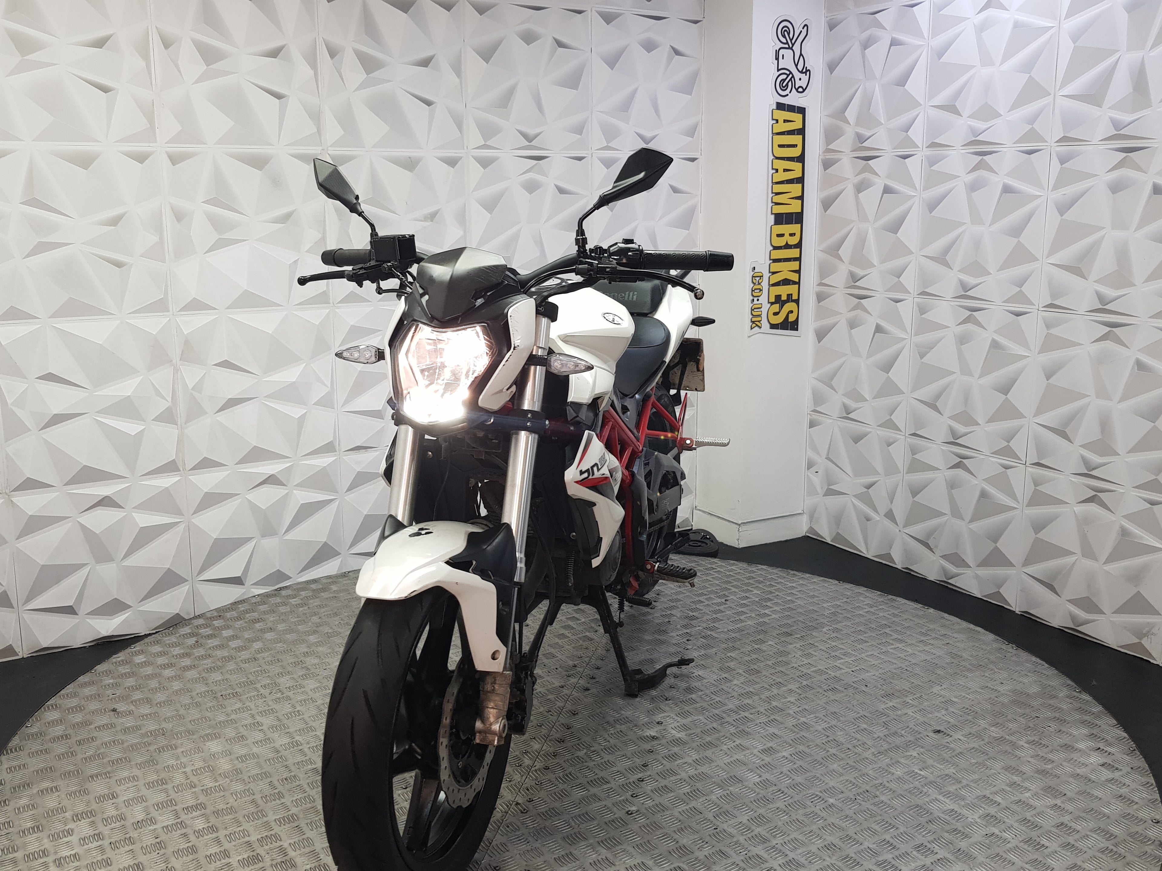 2021 BENELLI BN 125