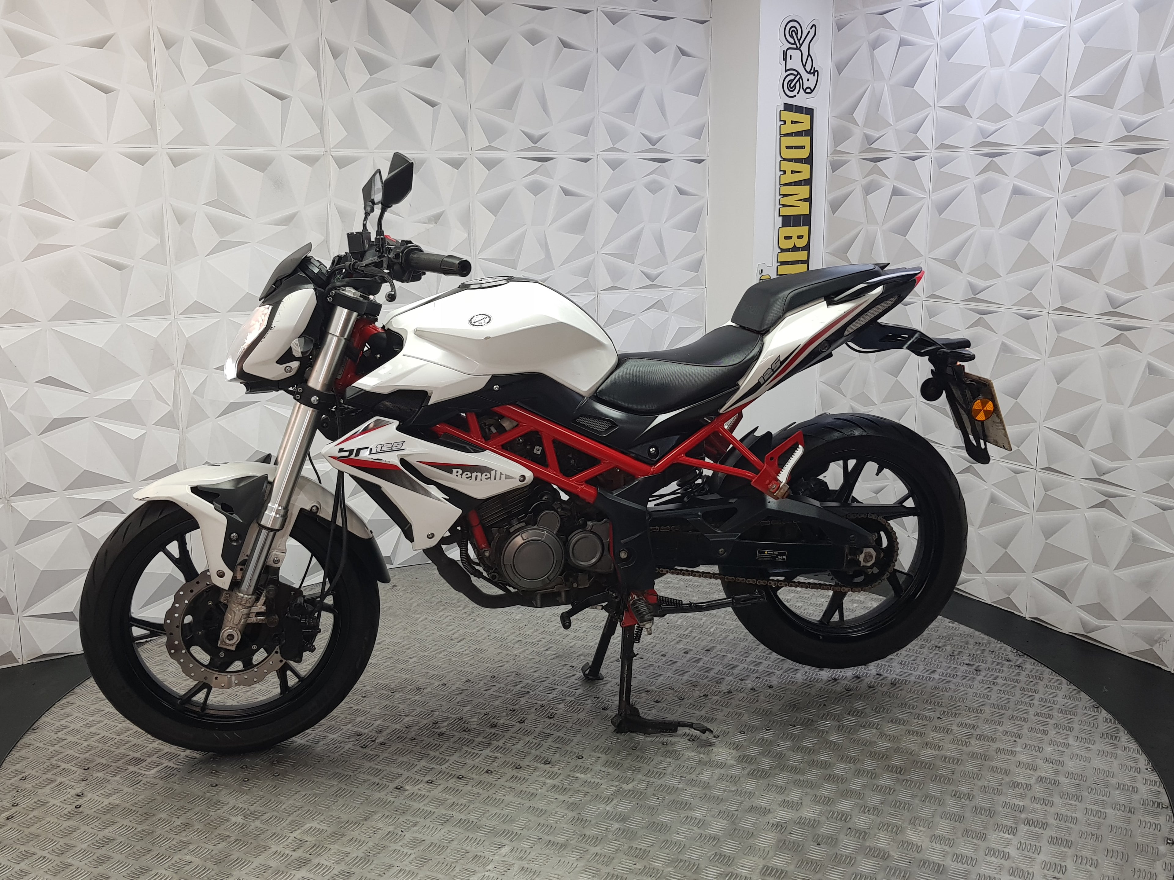 2021 BENELLI BN 125