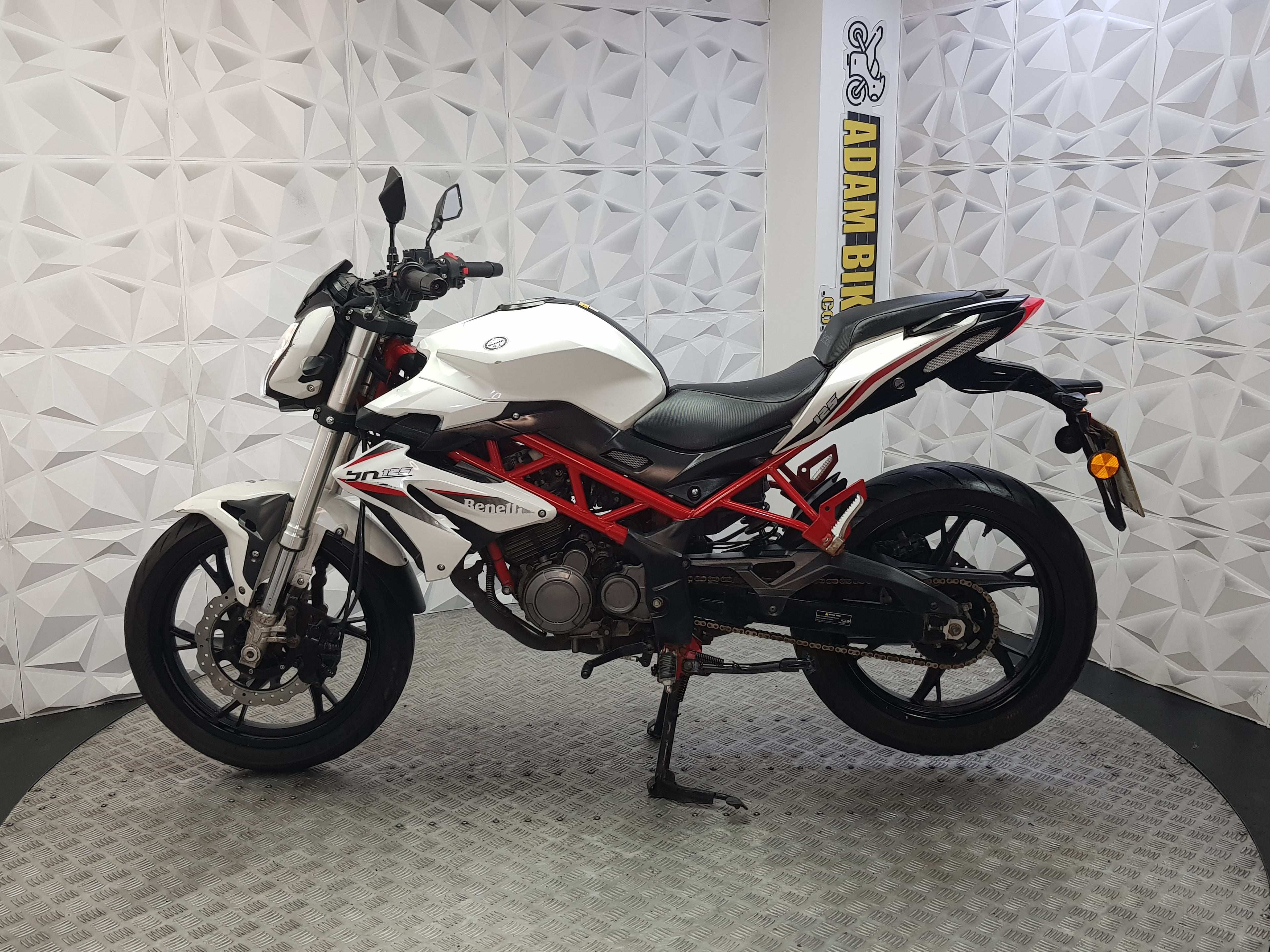 2021 BENELLI BN 125