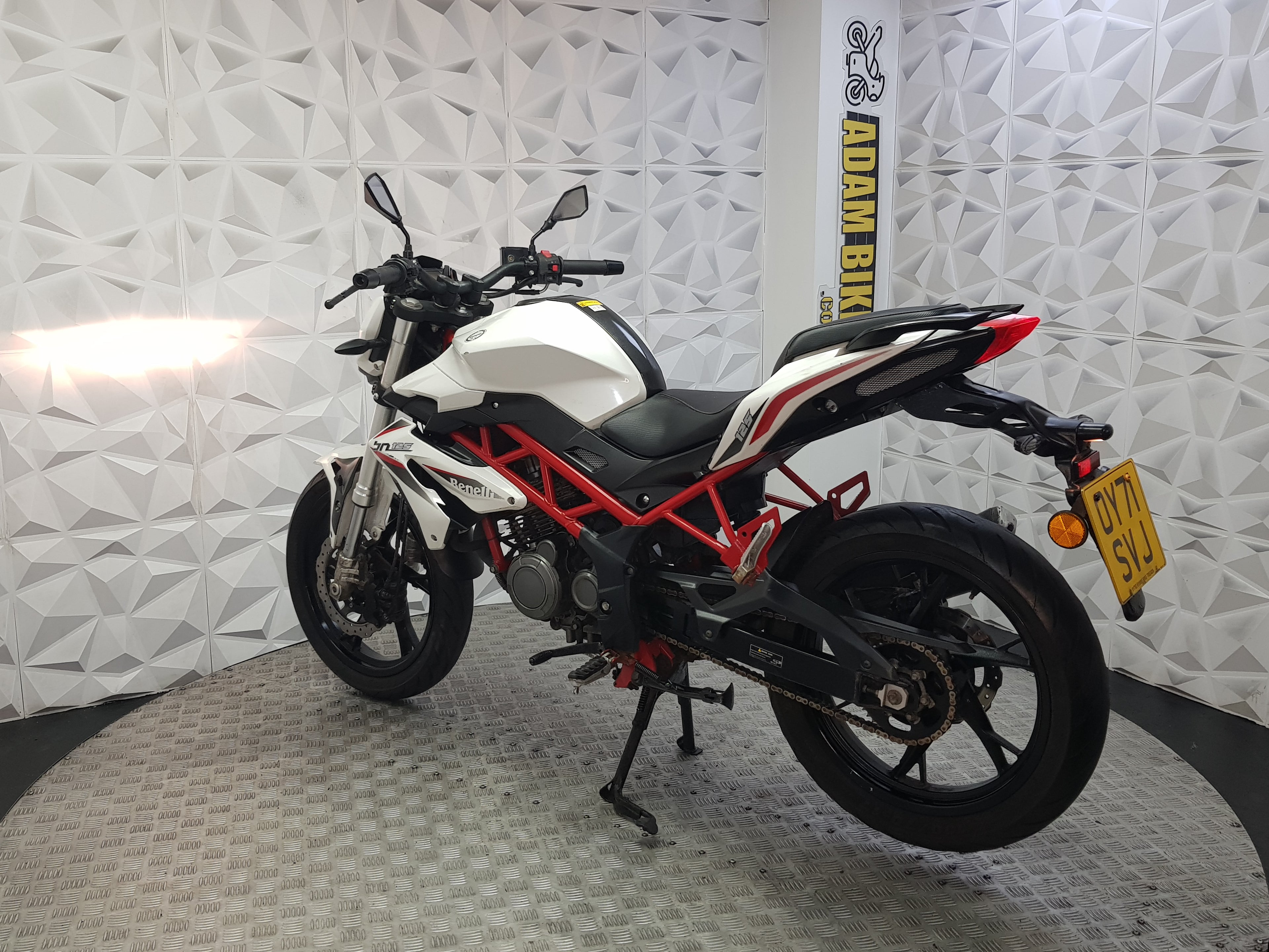 2021 BENELLI BN 125