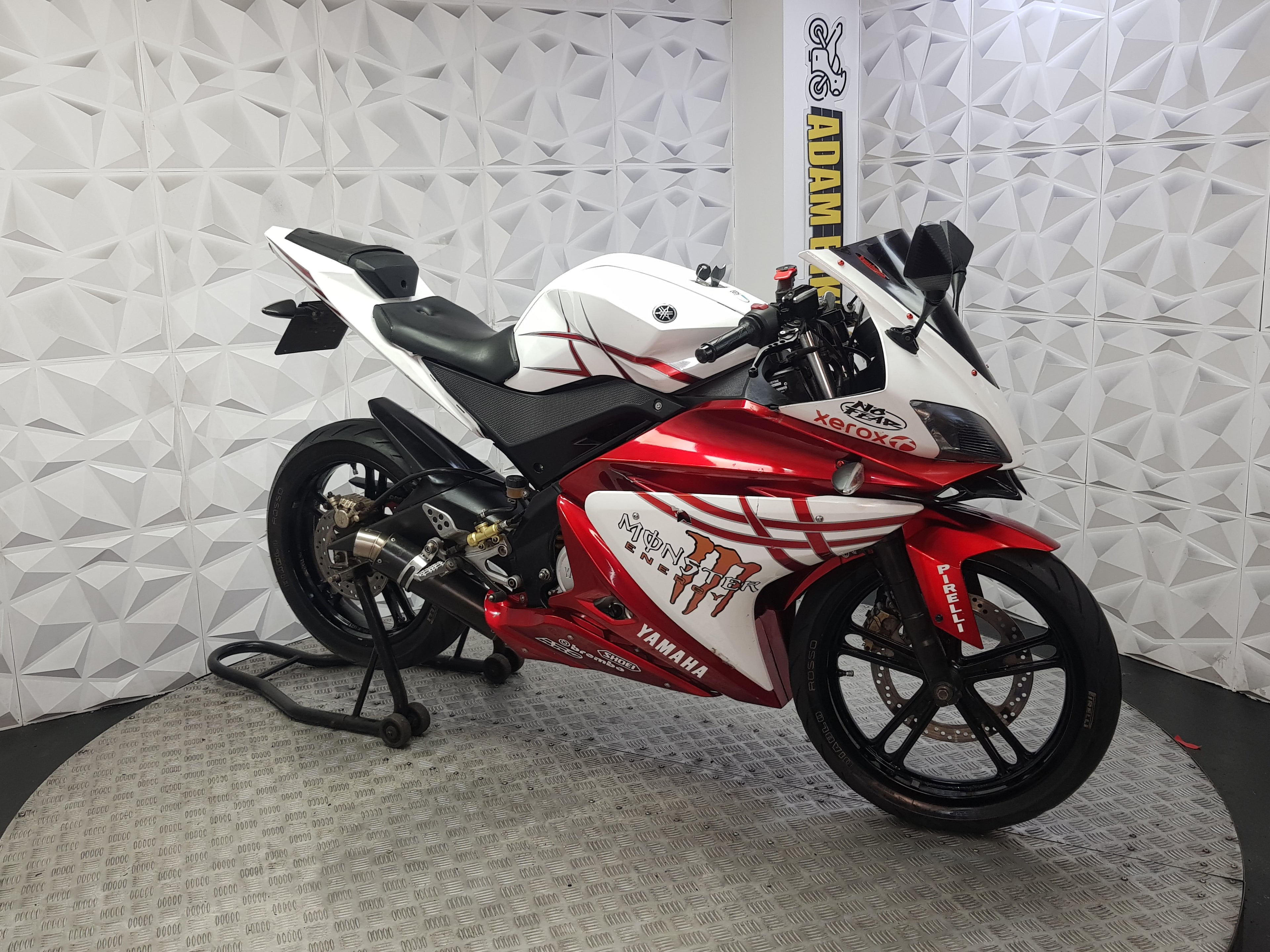 2009 YAMAHA YZF R125