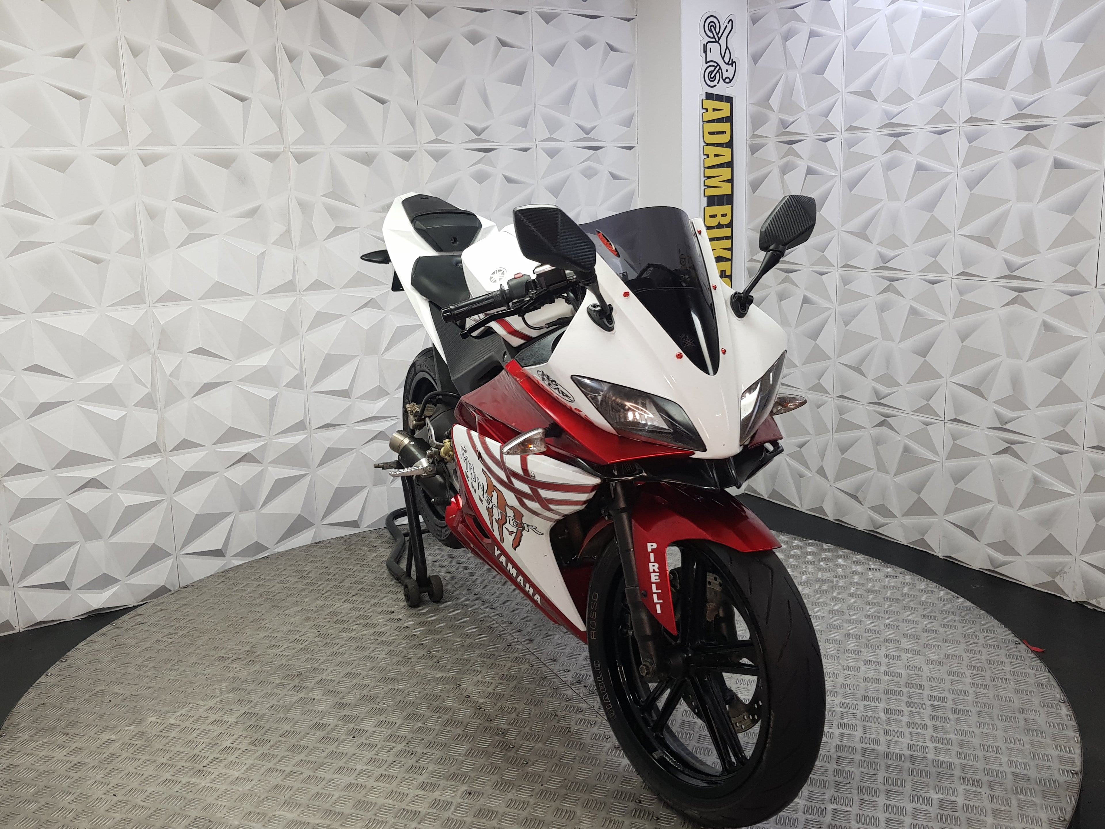 2009 YAMAHA YZF R125