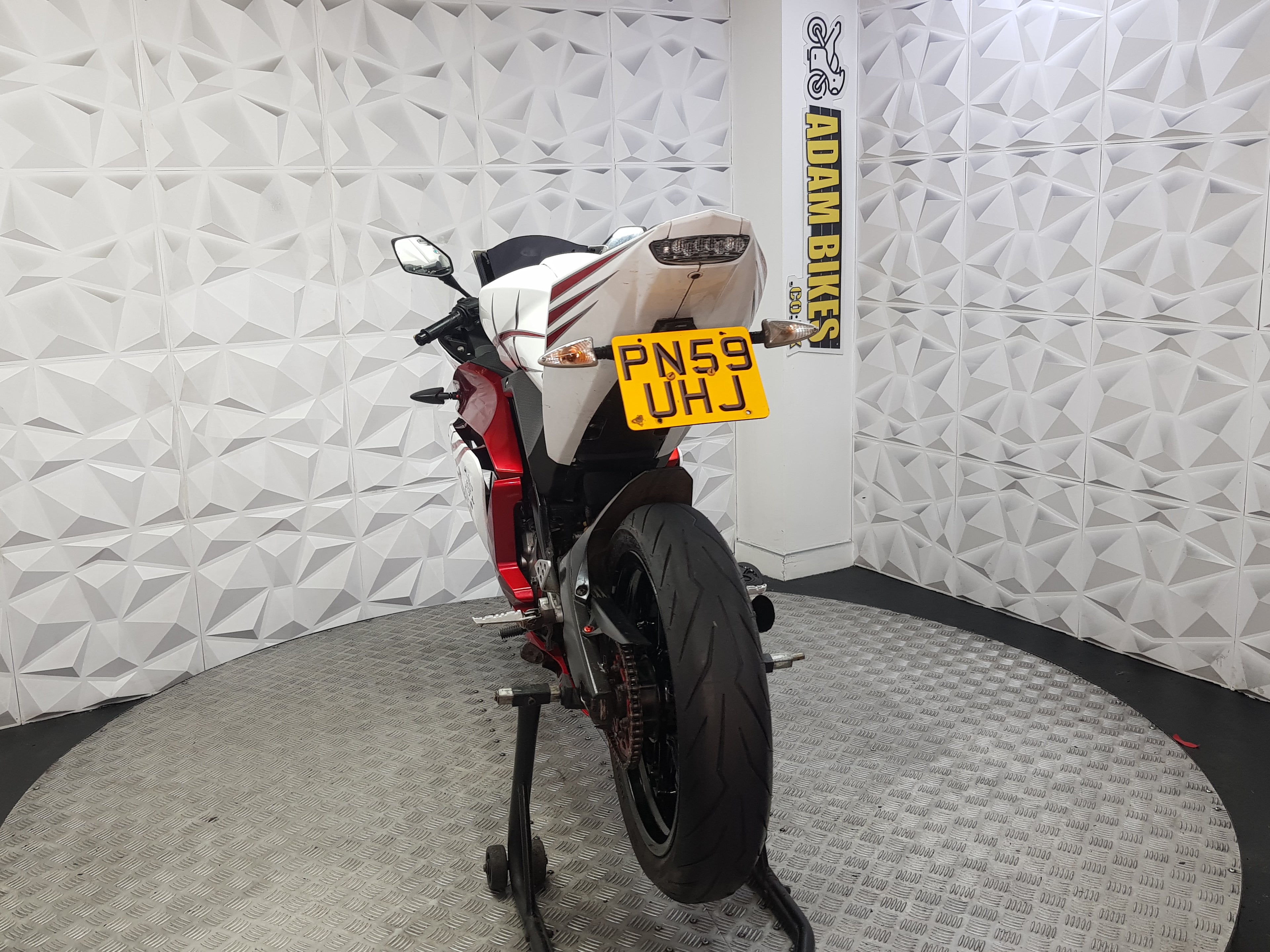 2009 YAMAHA YZF R125