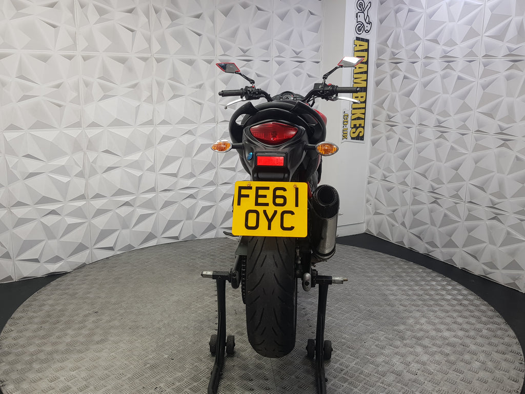 2011 SUZUKI GLADIUS 650