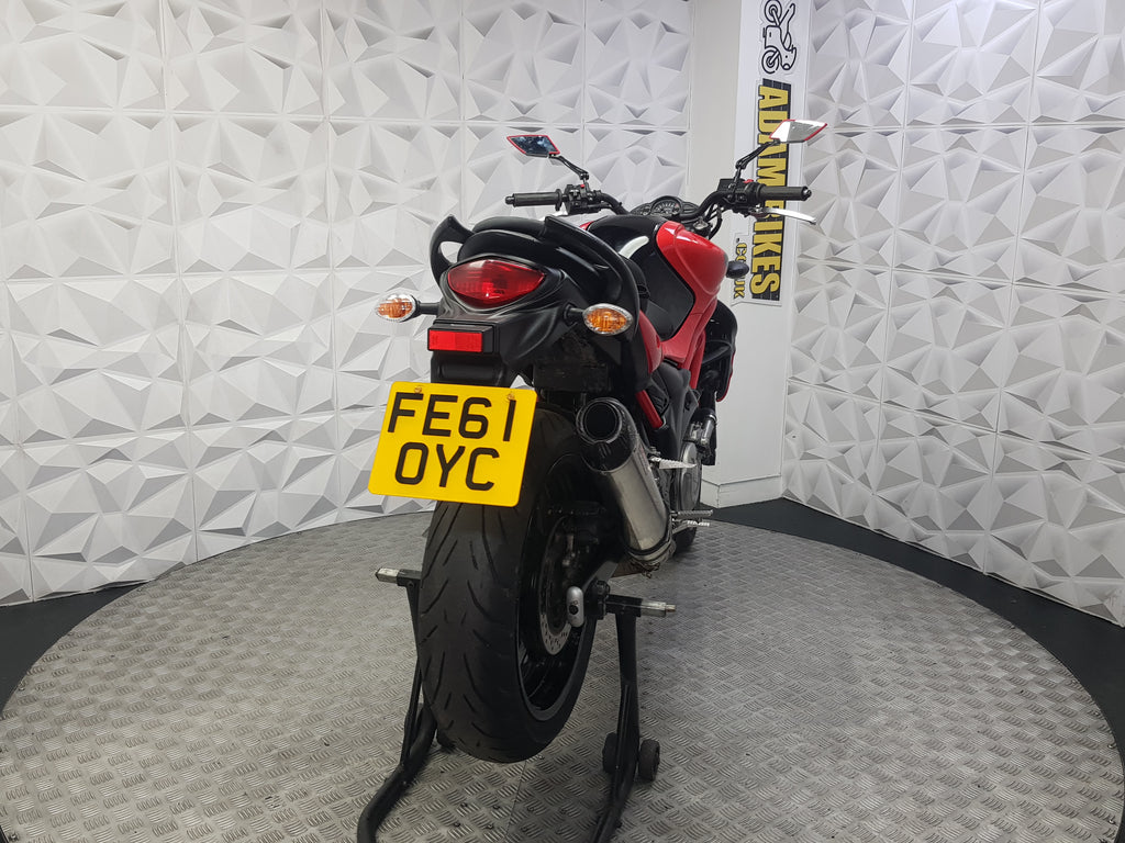 2011 SUZUKI GLADIUS 650