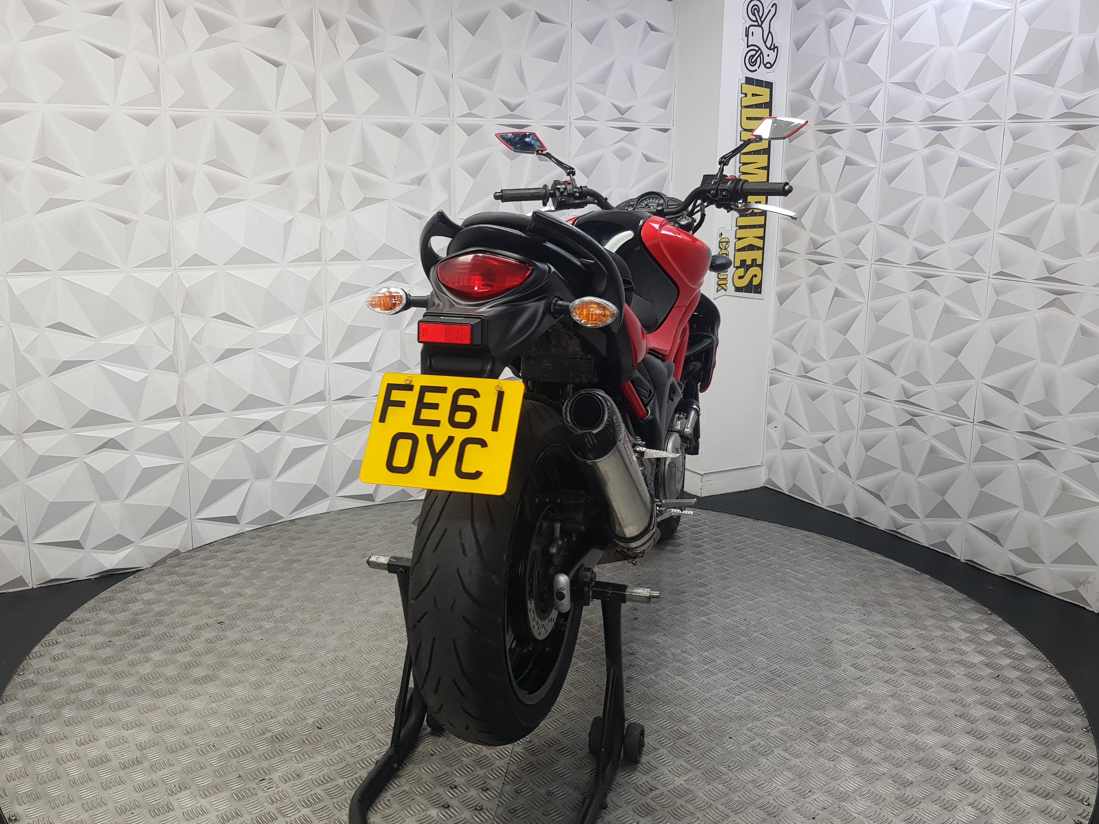 2011 SUZUKI GLADIUS 650