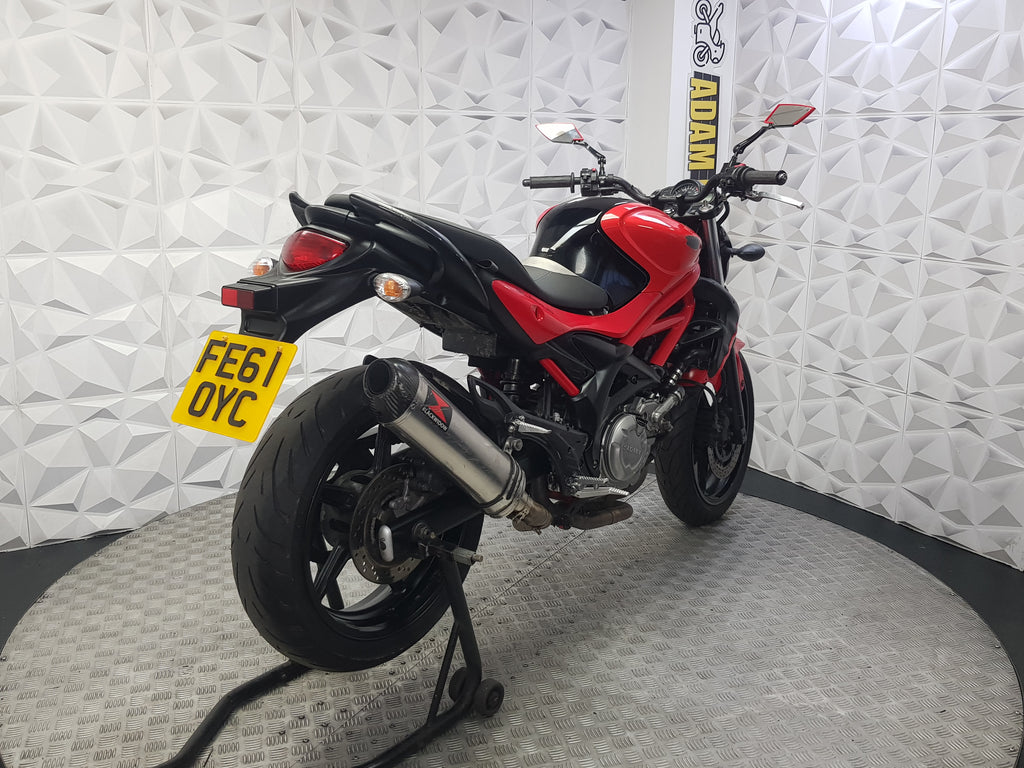 2011 SUZUKI GLADIUS 650