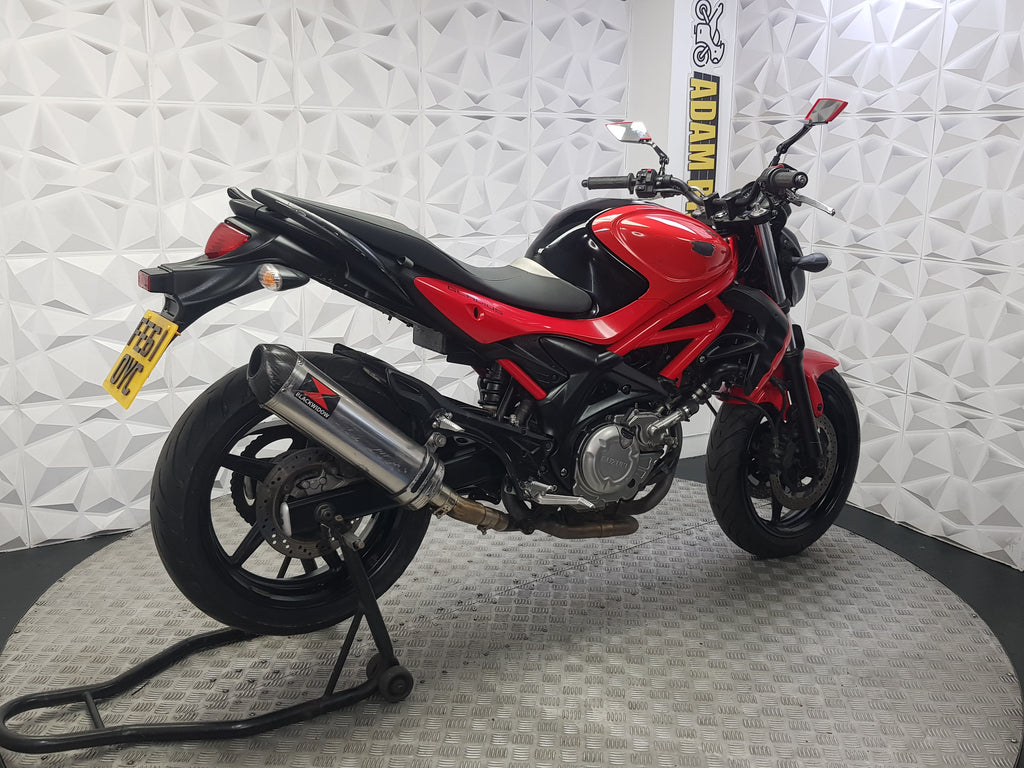 2011 SUZUKI GLADIUS 650