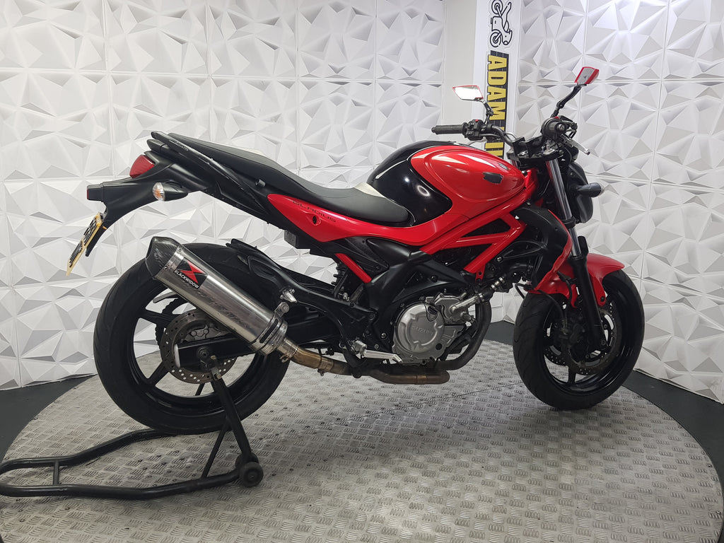2011 SUZUKI GLADIUS 650