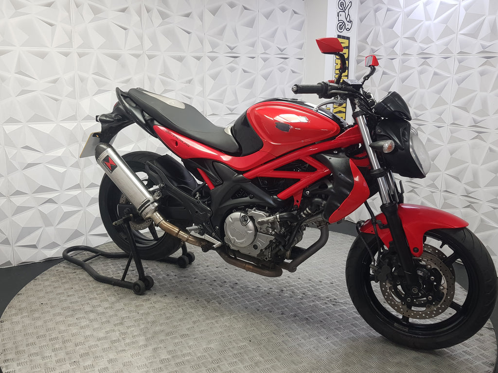 2011 SUZUKI GLADIUS 650