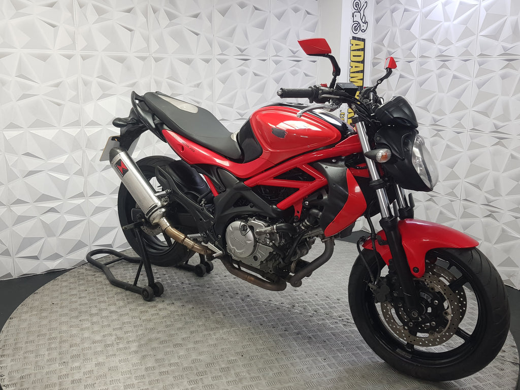 2011 SUZUKI GLADIUS 650