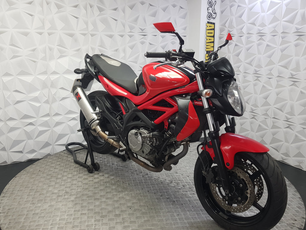 2011 SUZUKI GLADIUS 650
