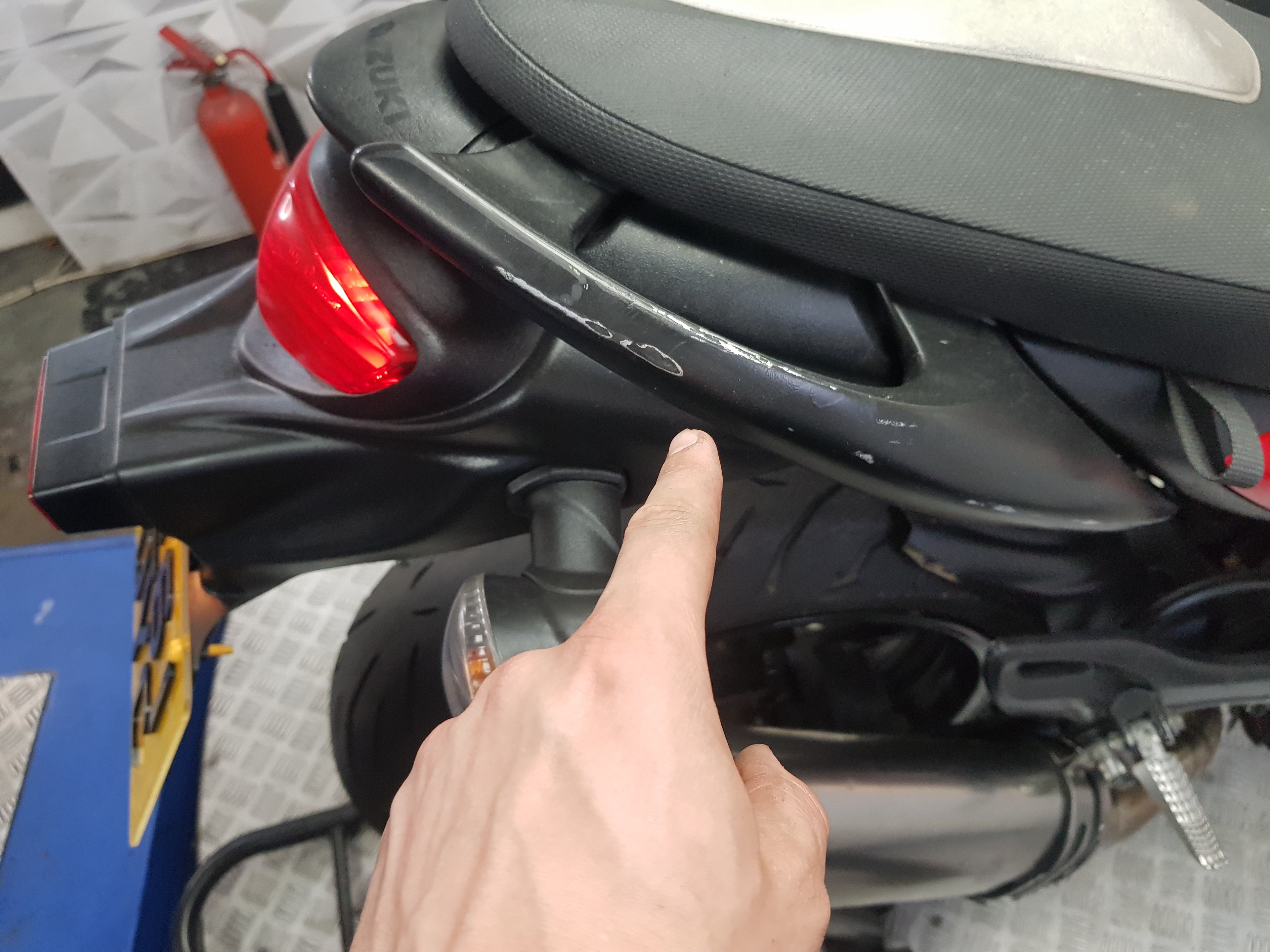 2011 SUZUKI GLADIUS 650