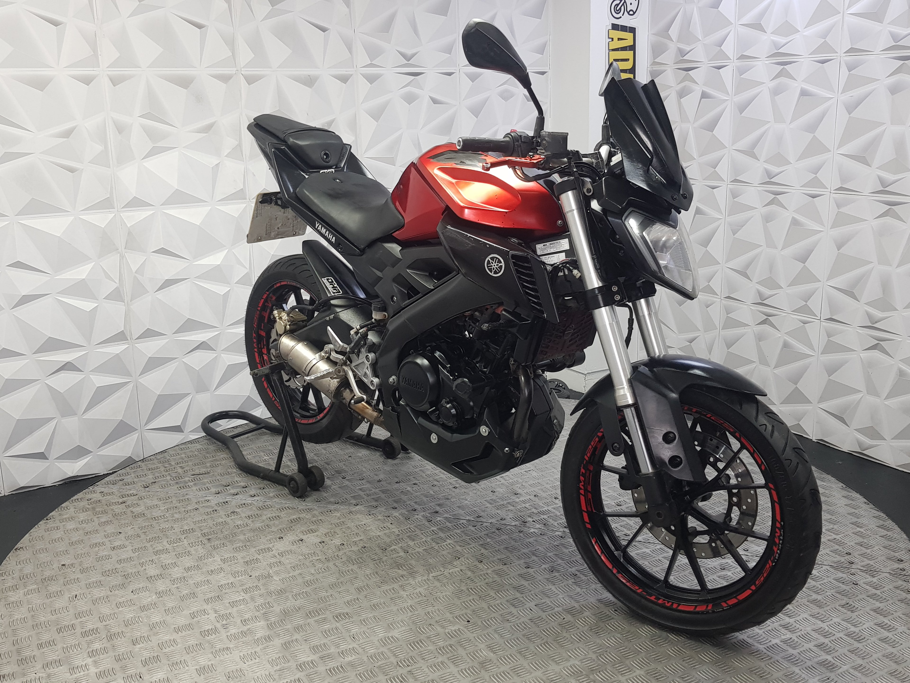 2014 YAMAHA MT 125