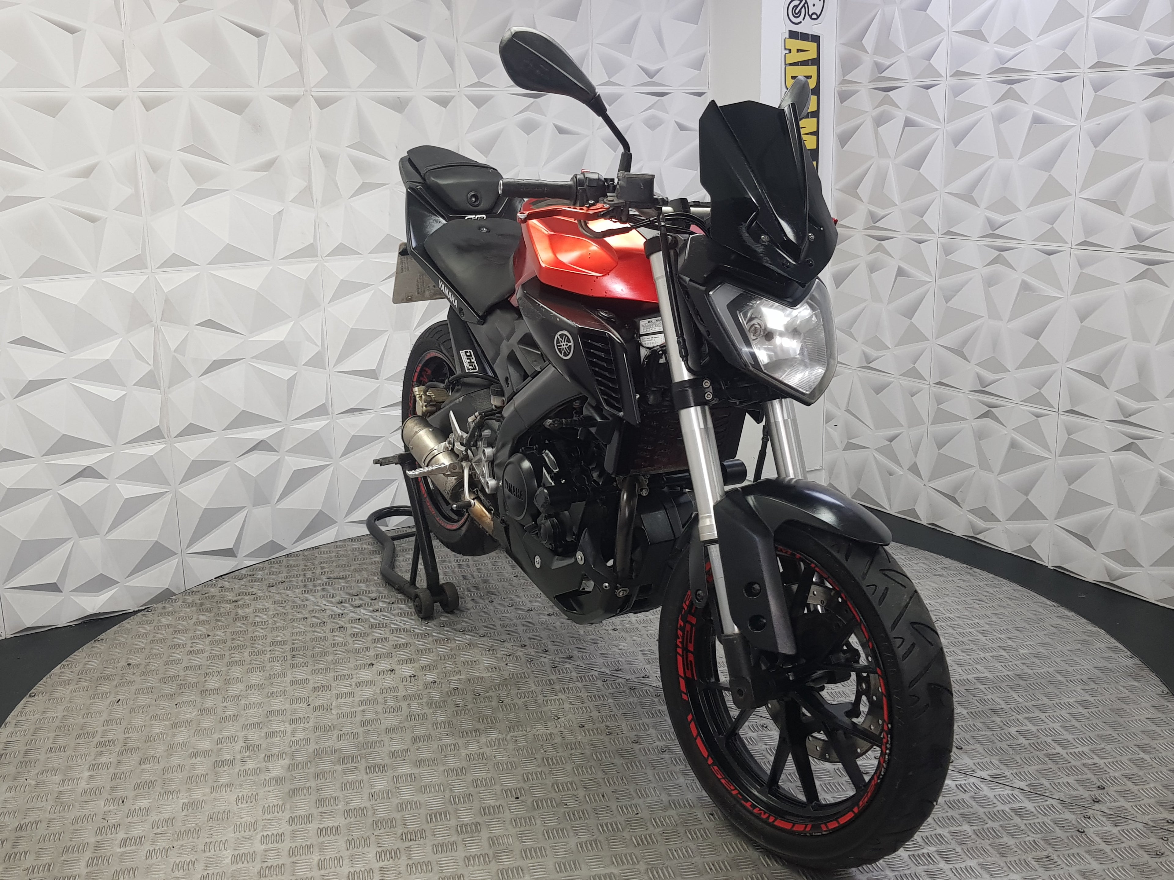 2014 YAMAHA MT 125