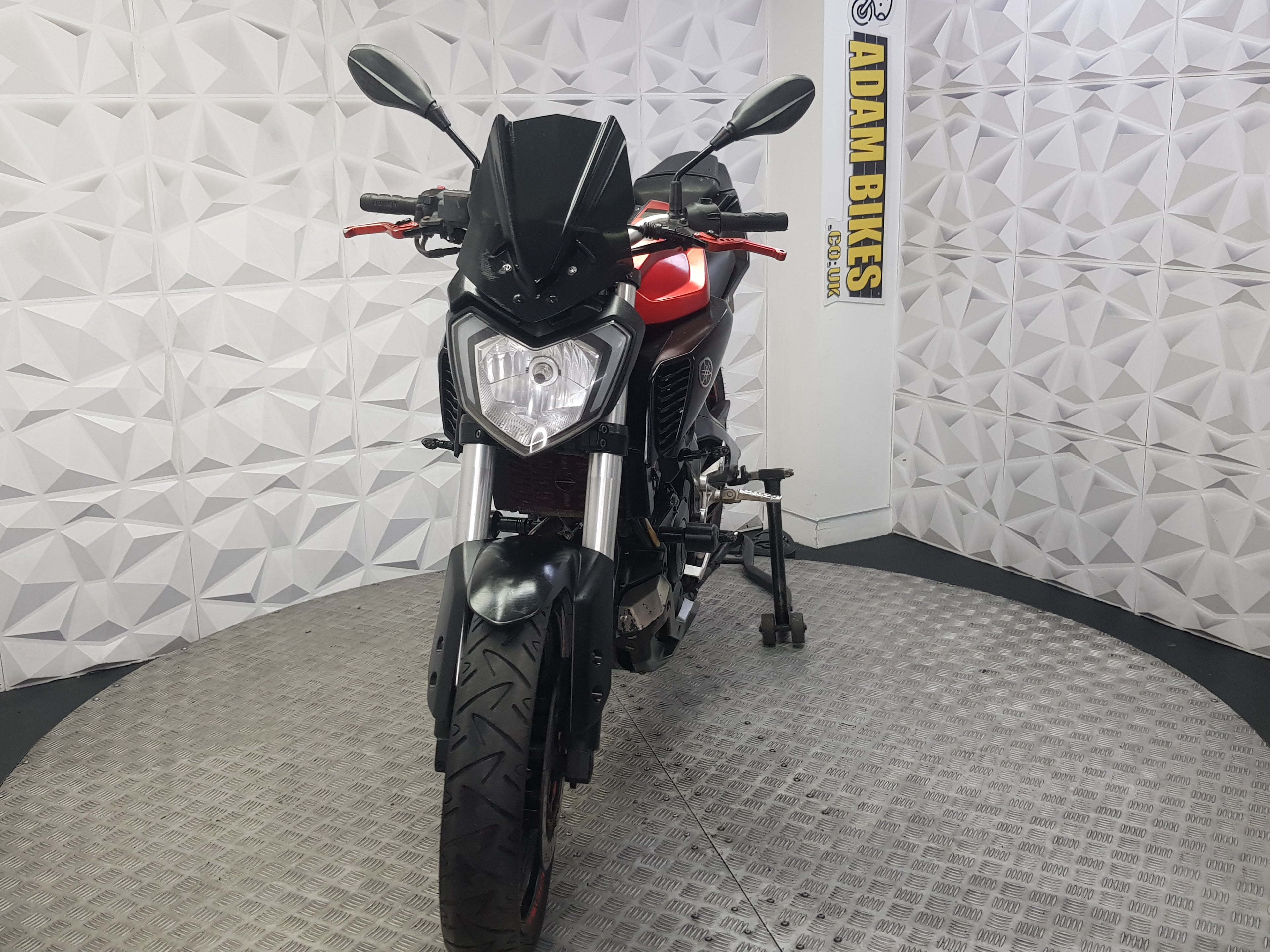 2014 YAMAHA MT 125
