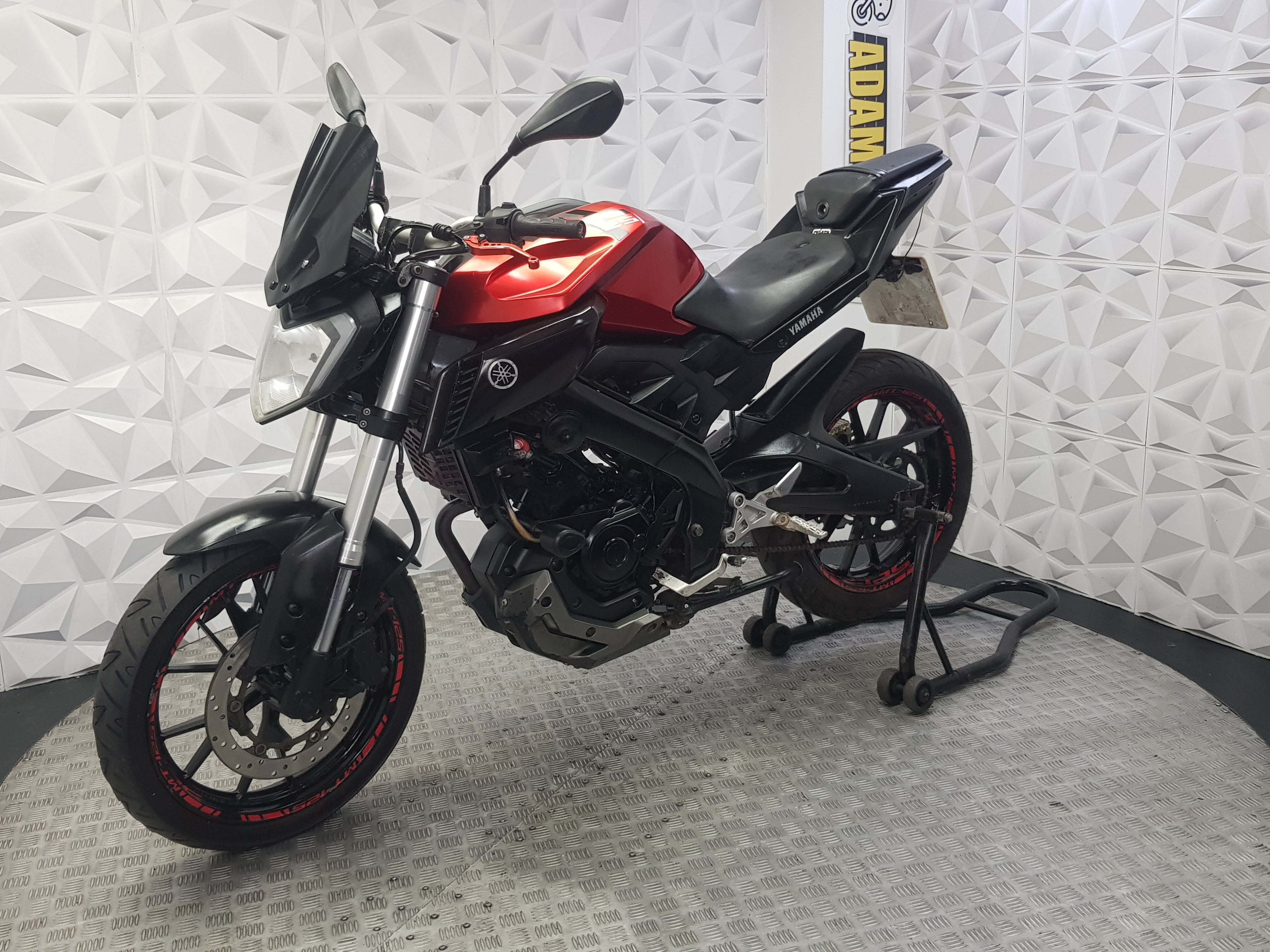 2014 YAMAHA MT 125