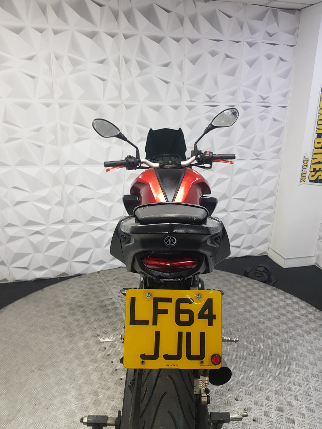 2014 YAMAHA MT 125