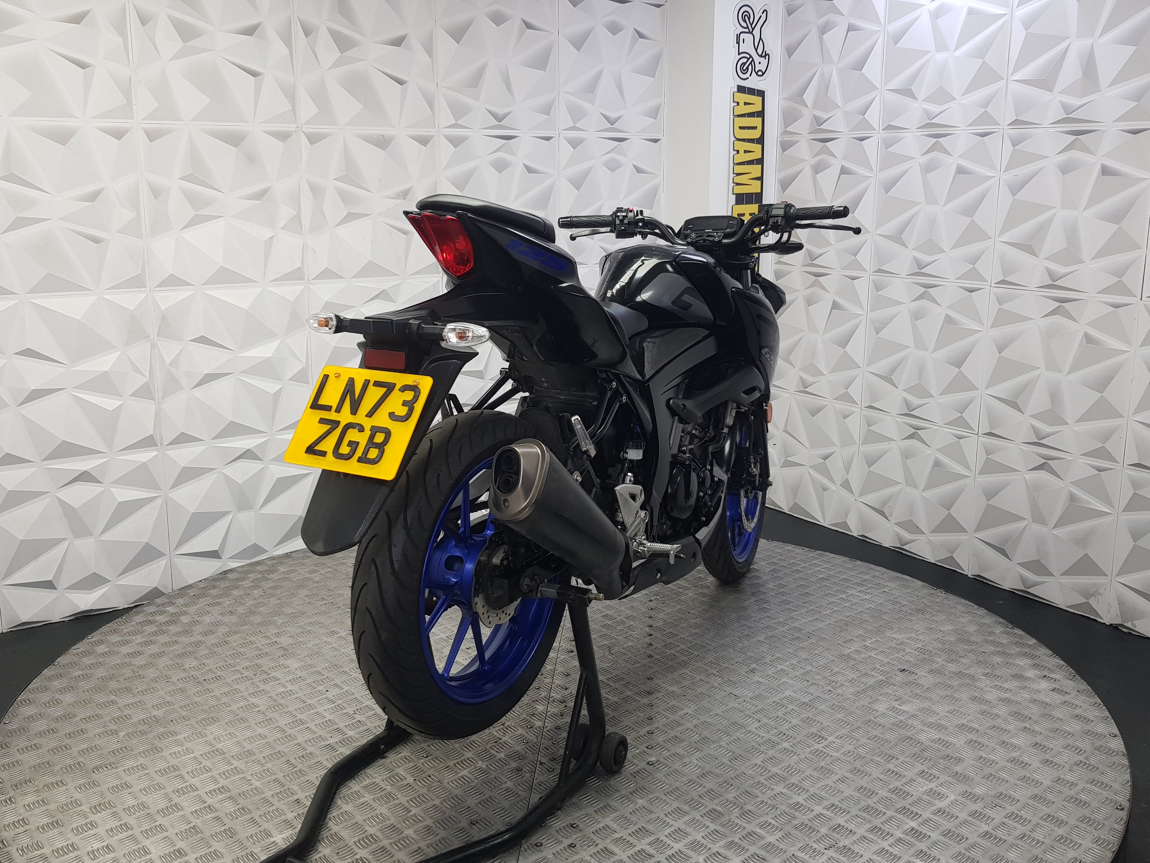 2023 SUZUKI GSX-S 125