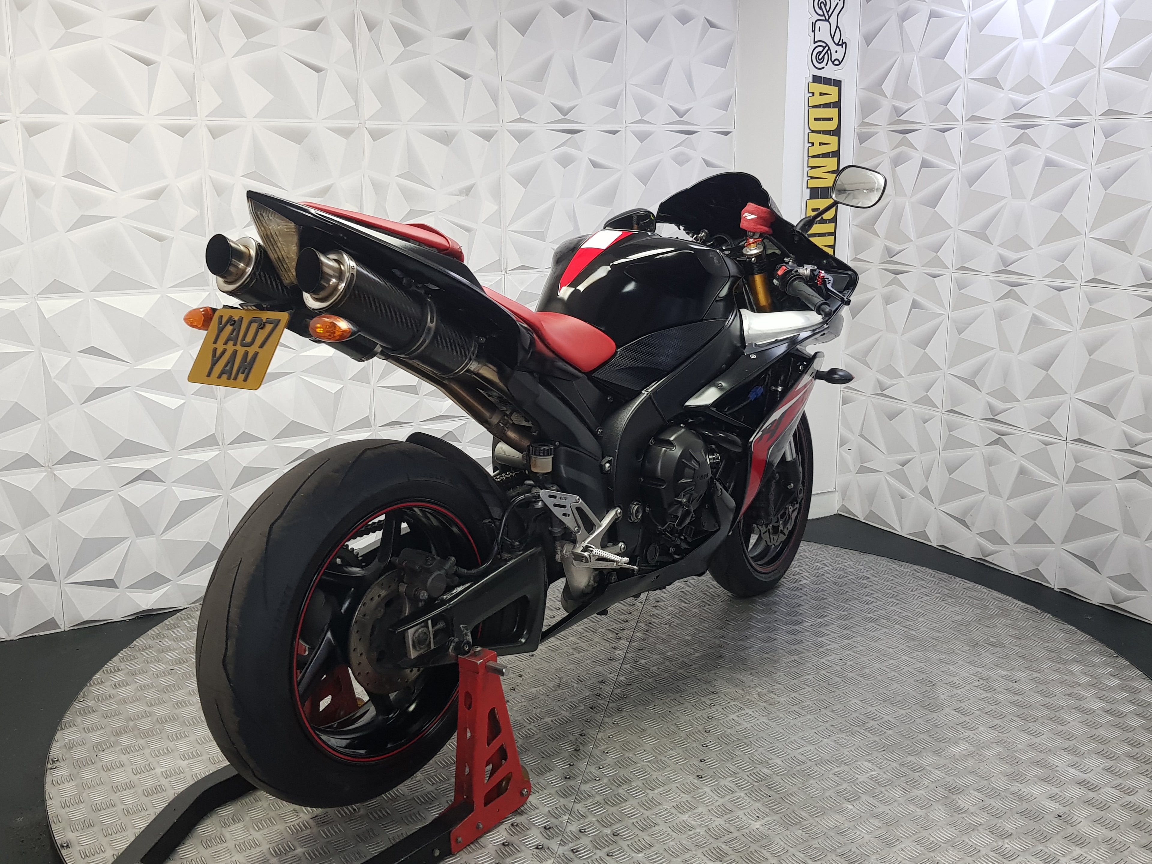 2007 Yamaha yzf r1