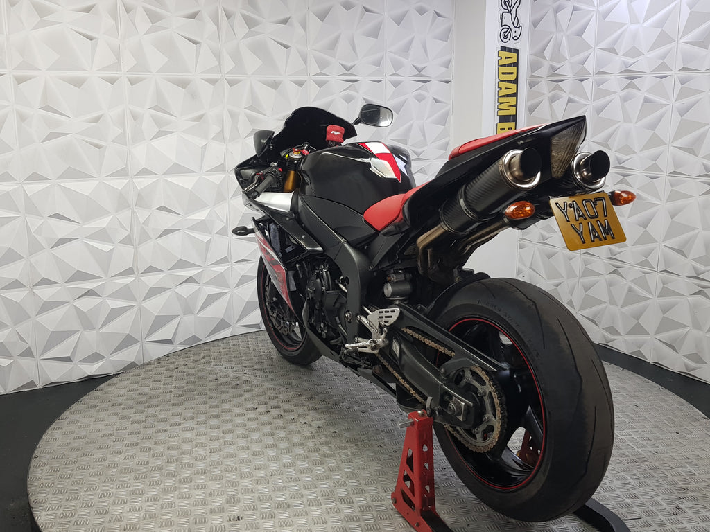 2007 Yamaha yzf r1