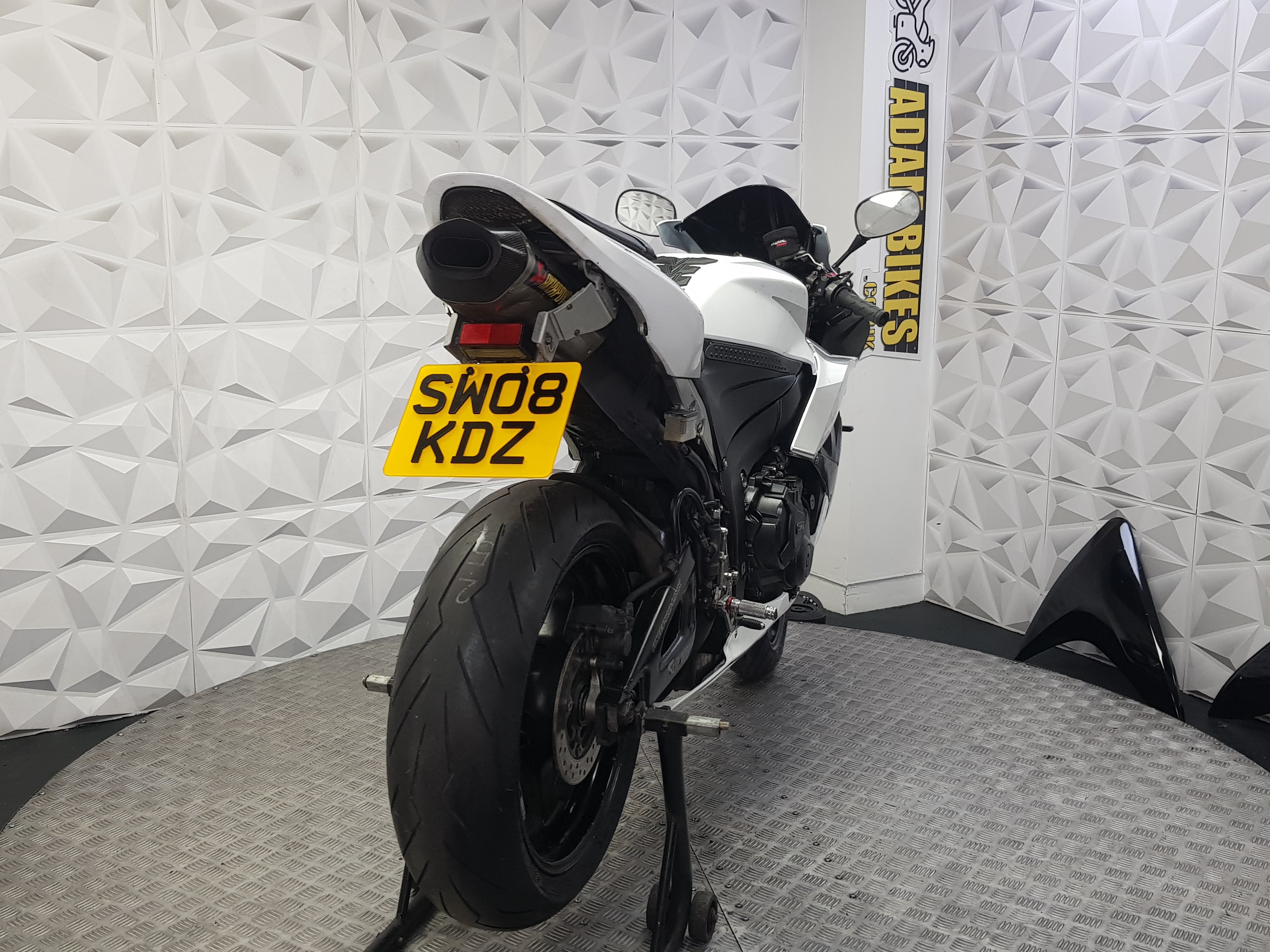 2008 SW08KDZ HONDA CBR600RR