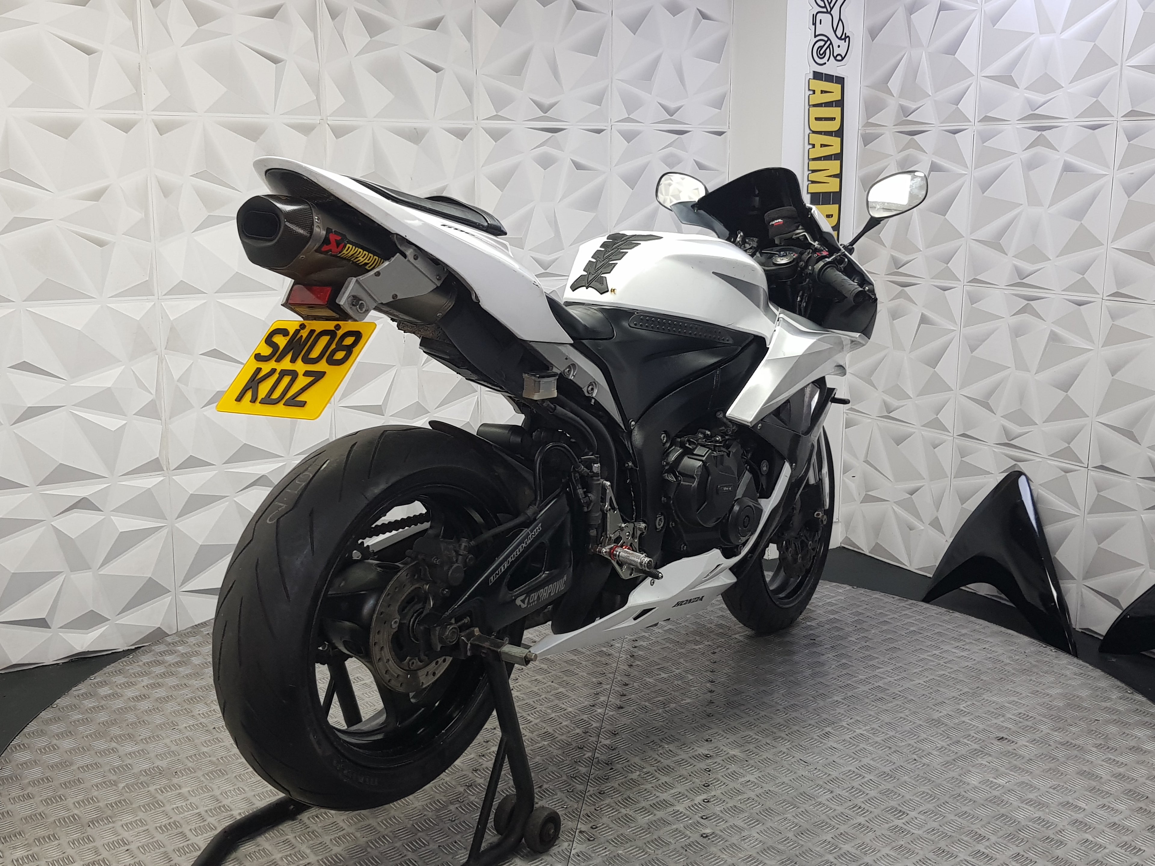 2008 SW08KDZ HONDA CBR600RR
