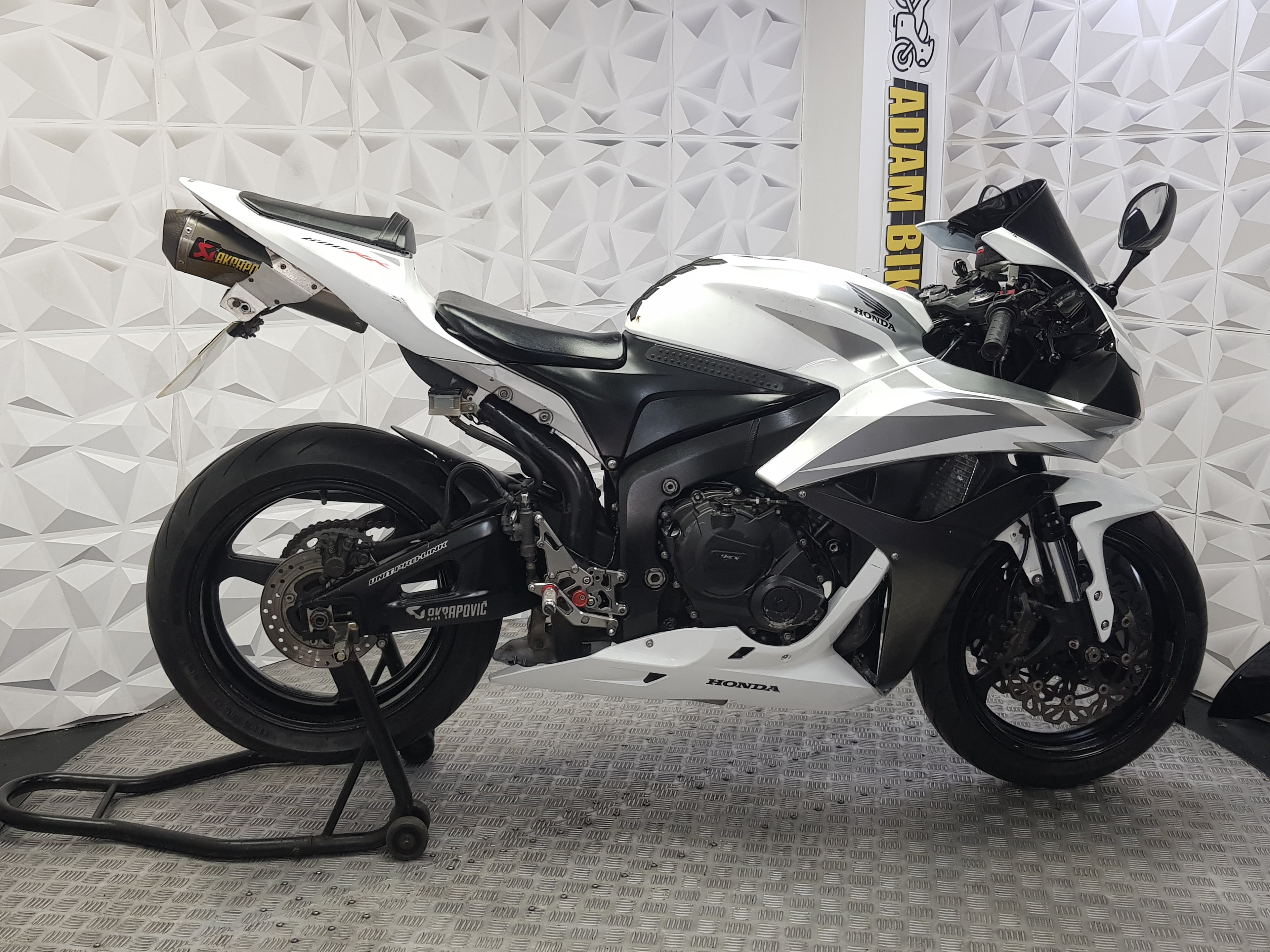 2008 SW08KDZ HONDA CBR600RR