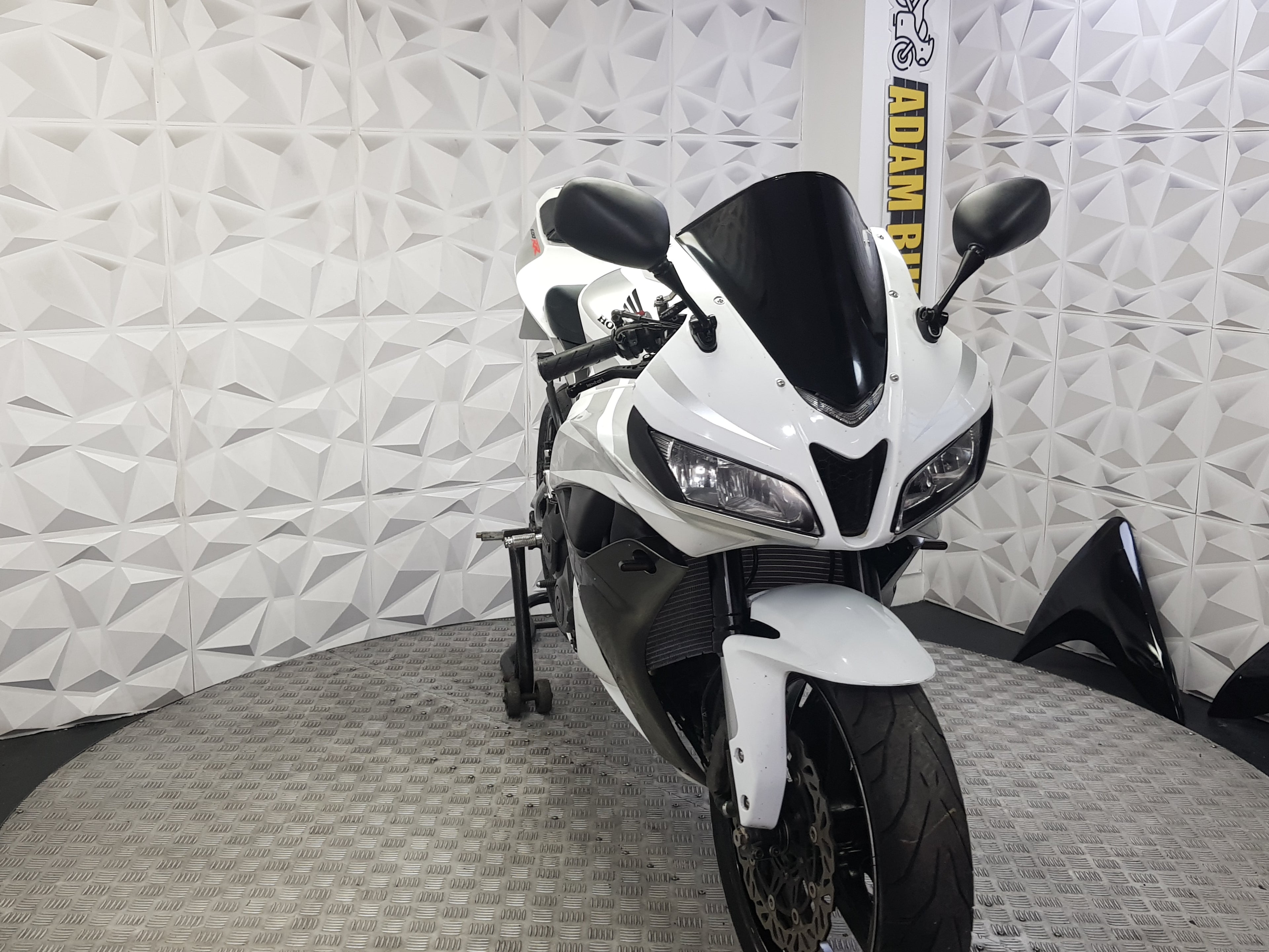 2008 SW08KDZ HONDA CBR600RR