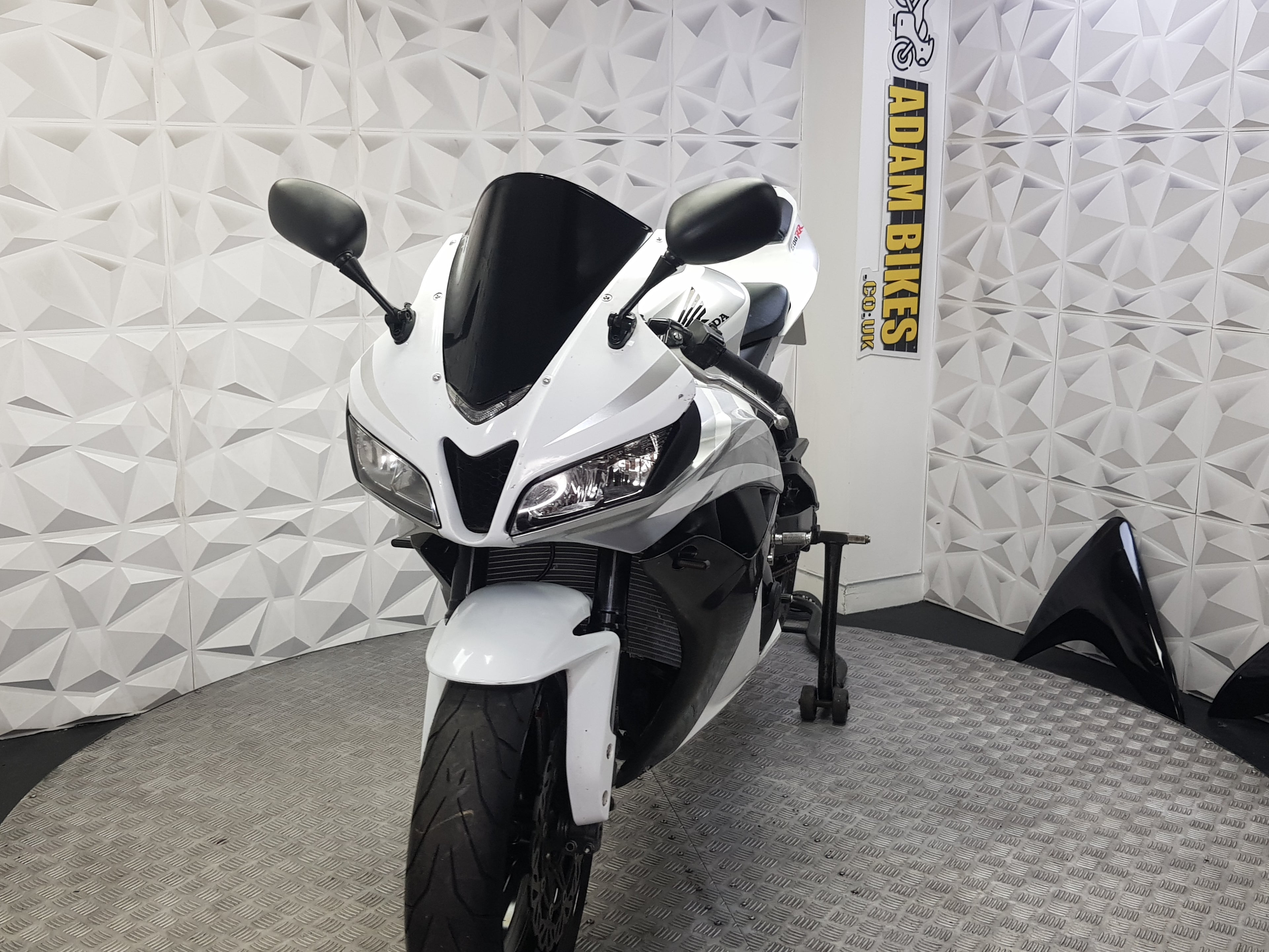 2008 SW08KDZ HONDA CBR600RR
