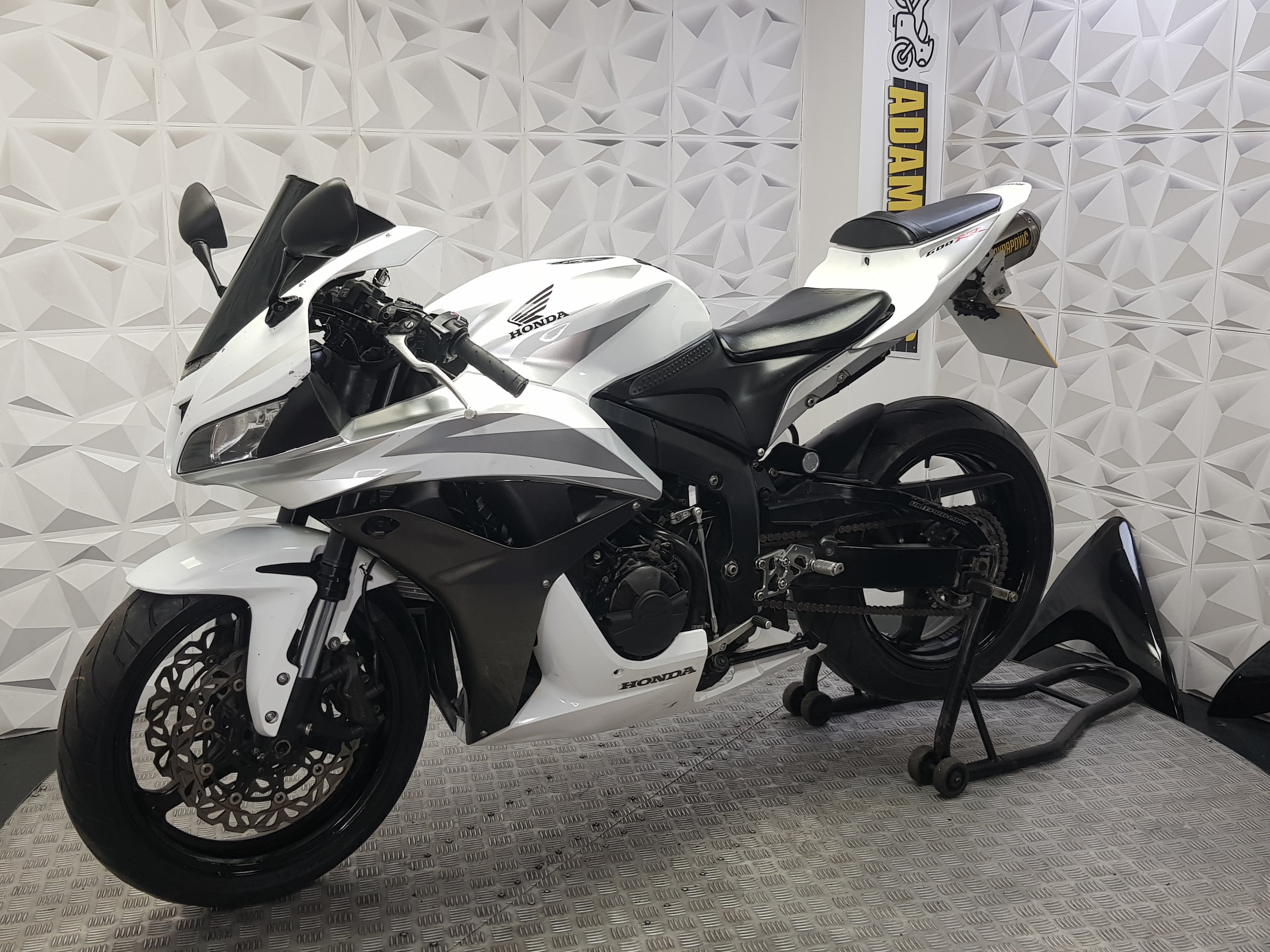 2008 SW08KDZ HONDA CBR600RR