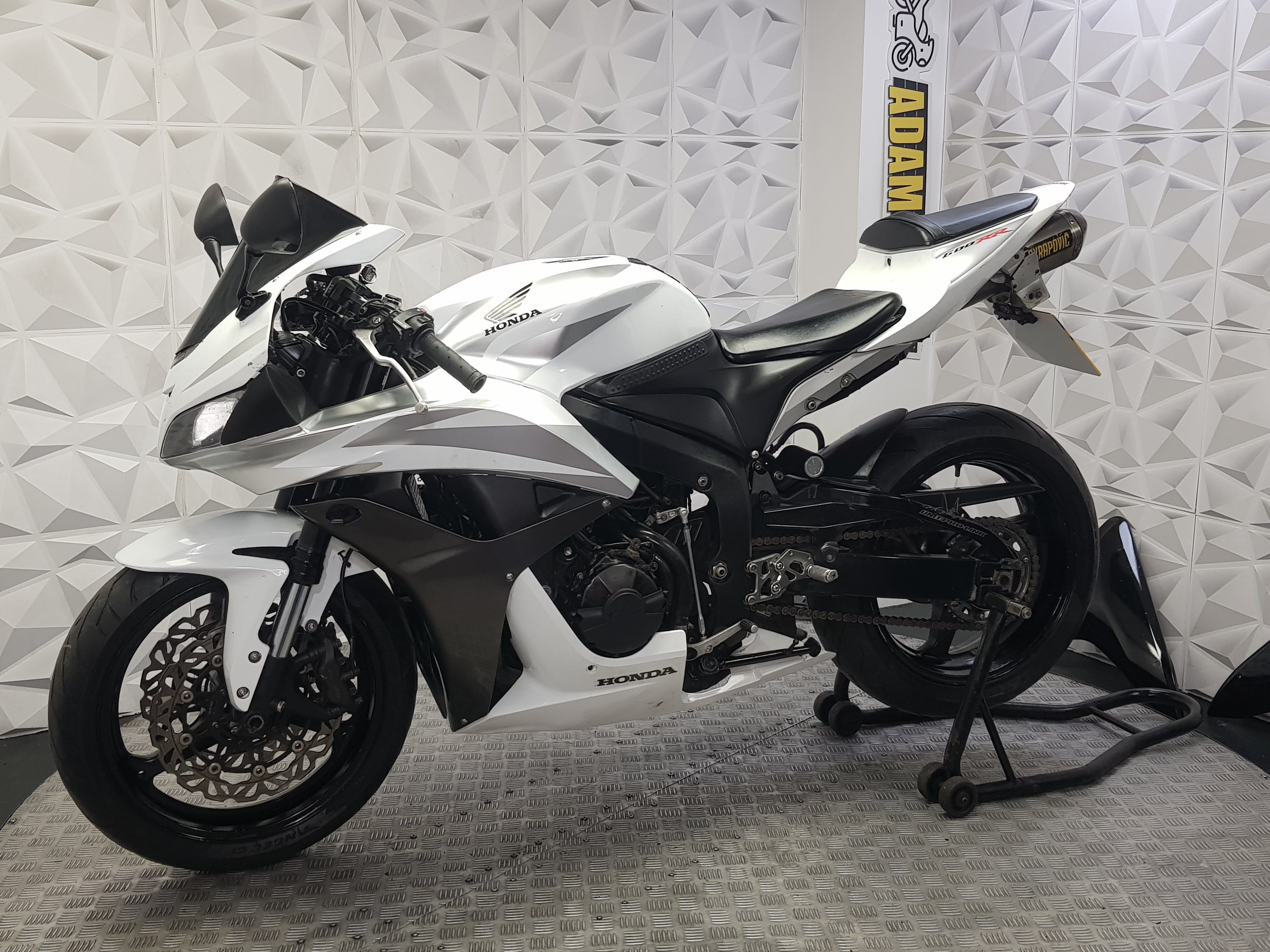 2008 SW08KDZ HONDA CBR600RR
