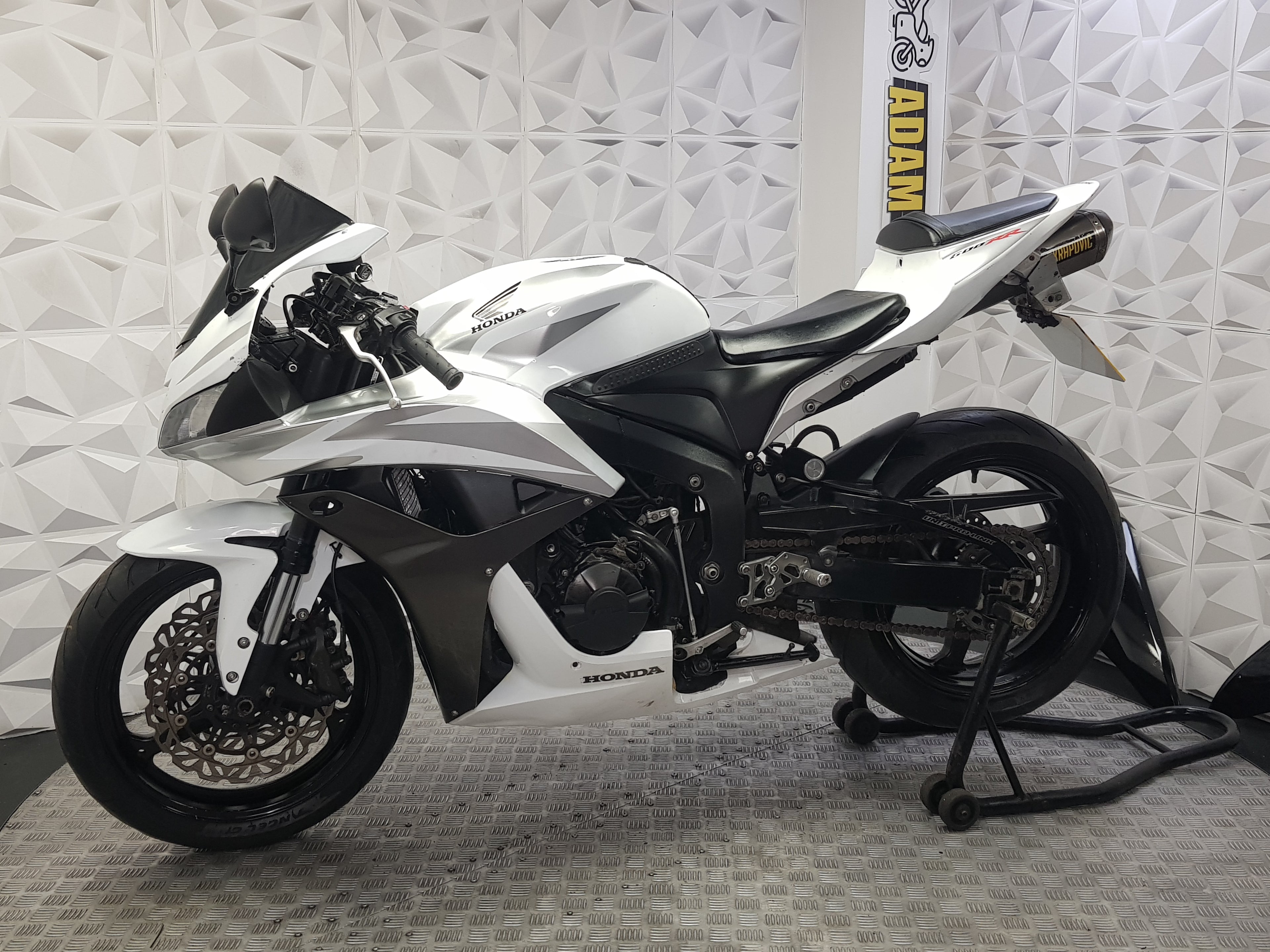 2008 SW08KDZ HONDA CBR600RR