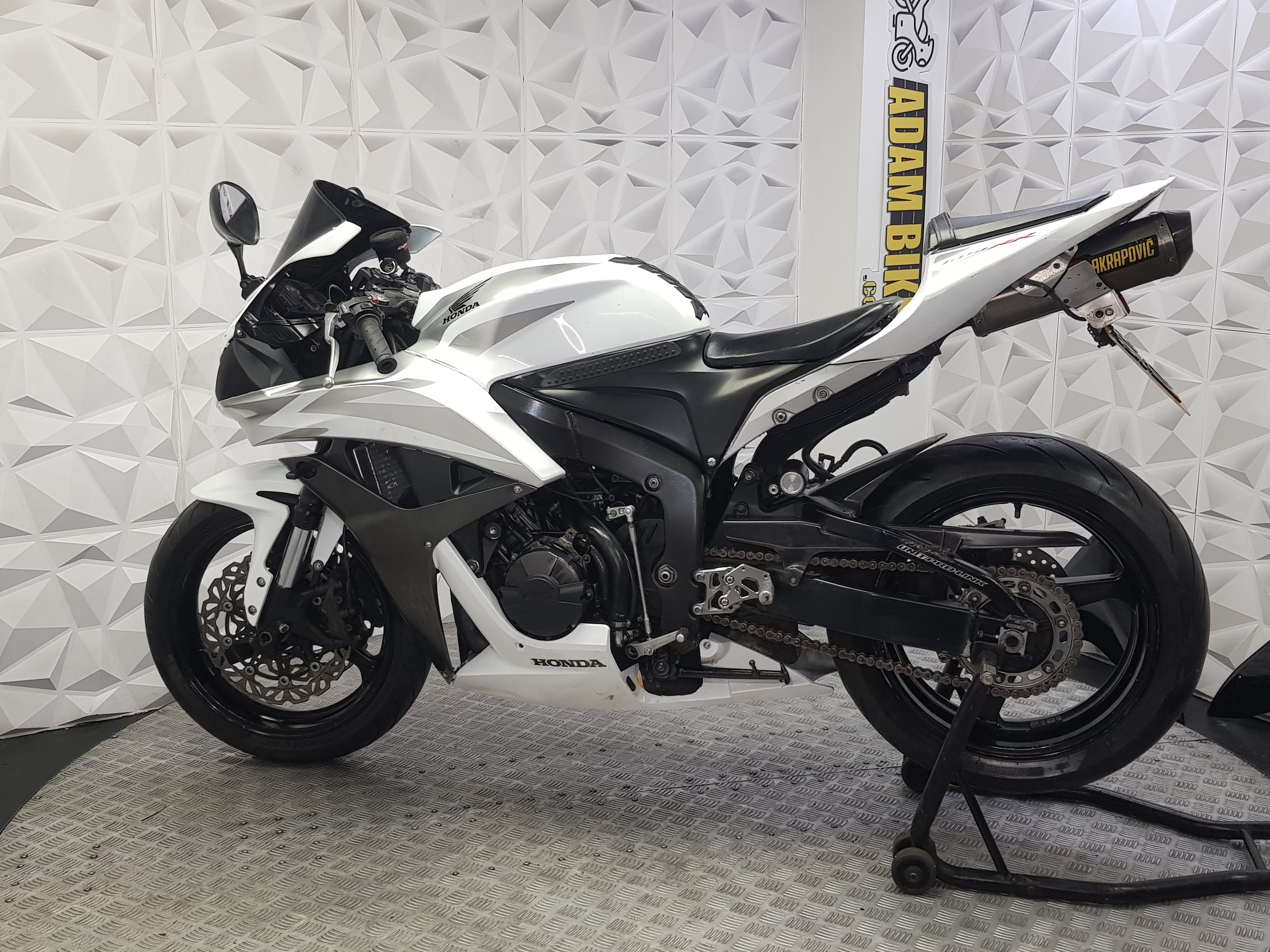 2008 SW08KDZ HONDA CBR600RR