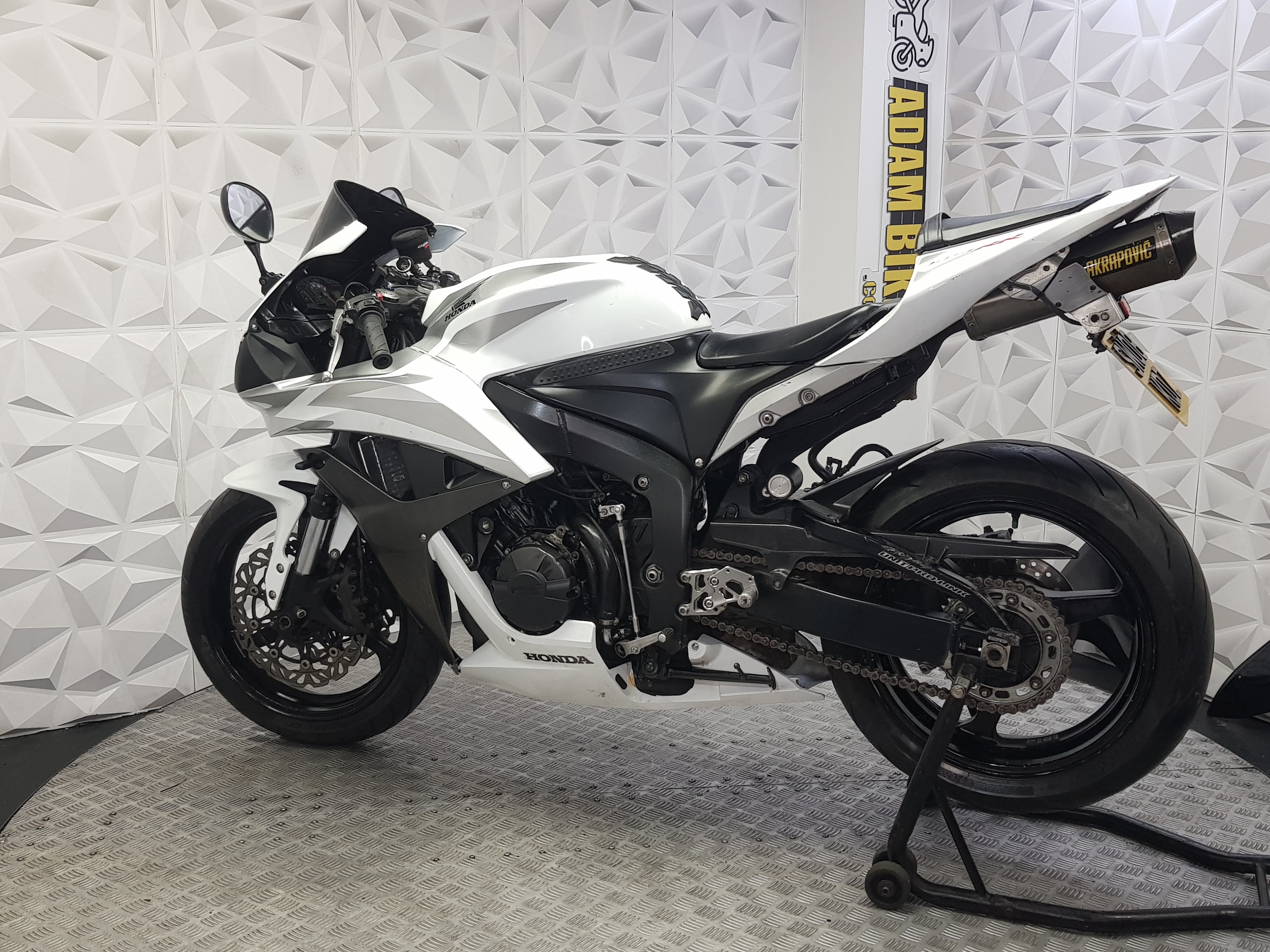 2008 SW08KDZ HONDA CBR600RR
