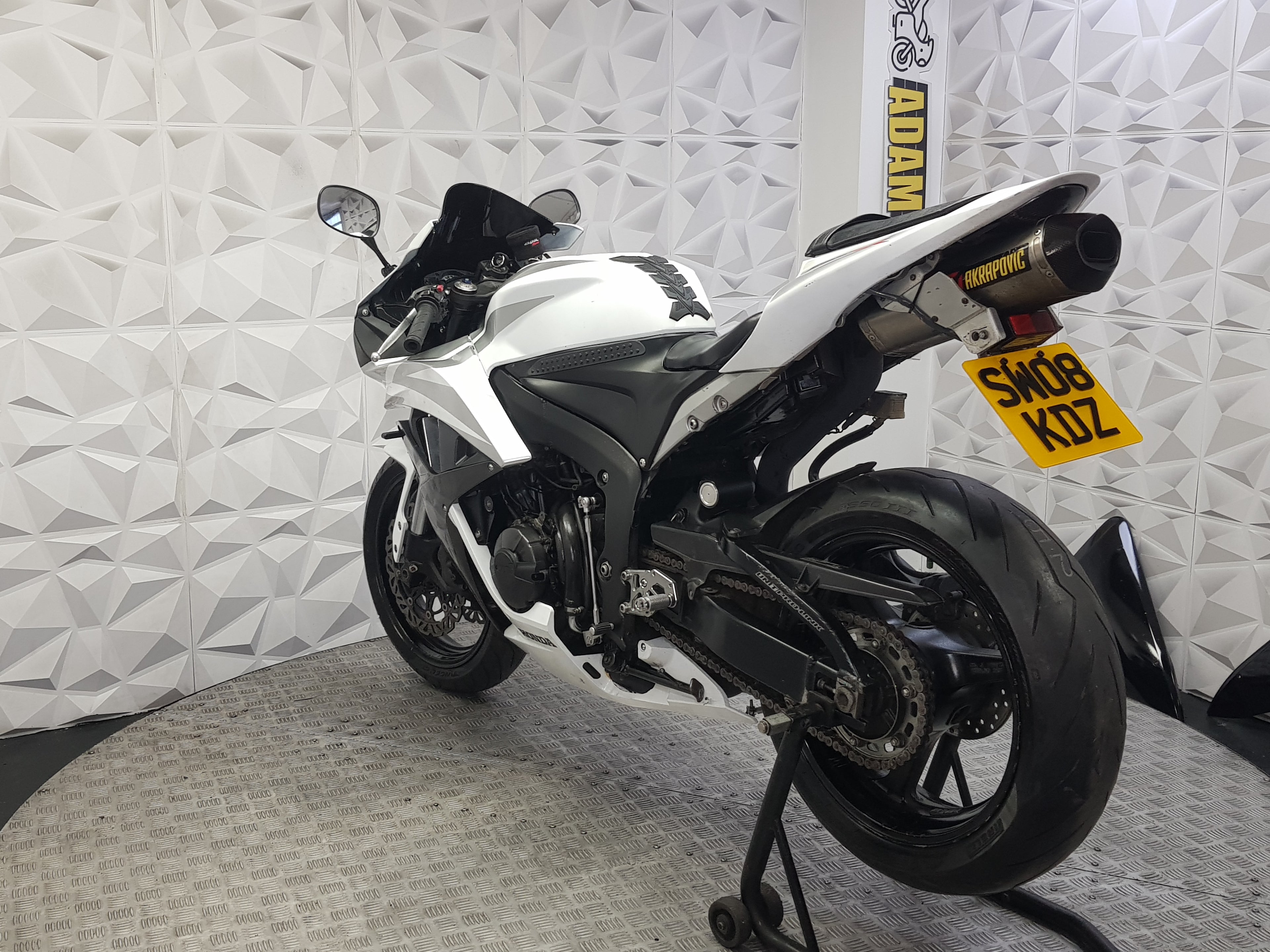 2008 SW08KDZ HONDA CBR600RR