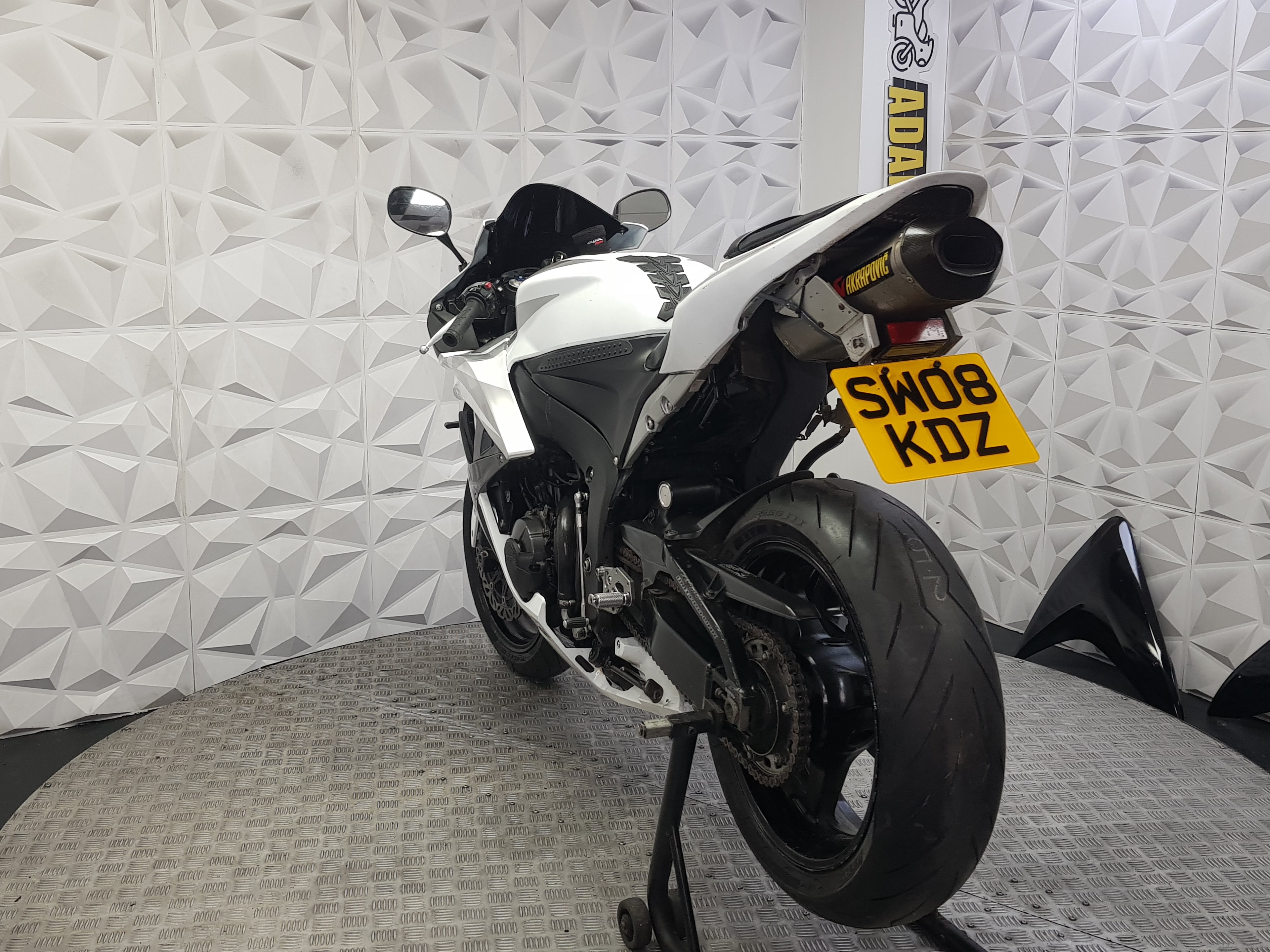 2008 SW08KDZ HONDA CBR600RR
