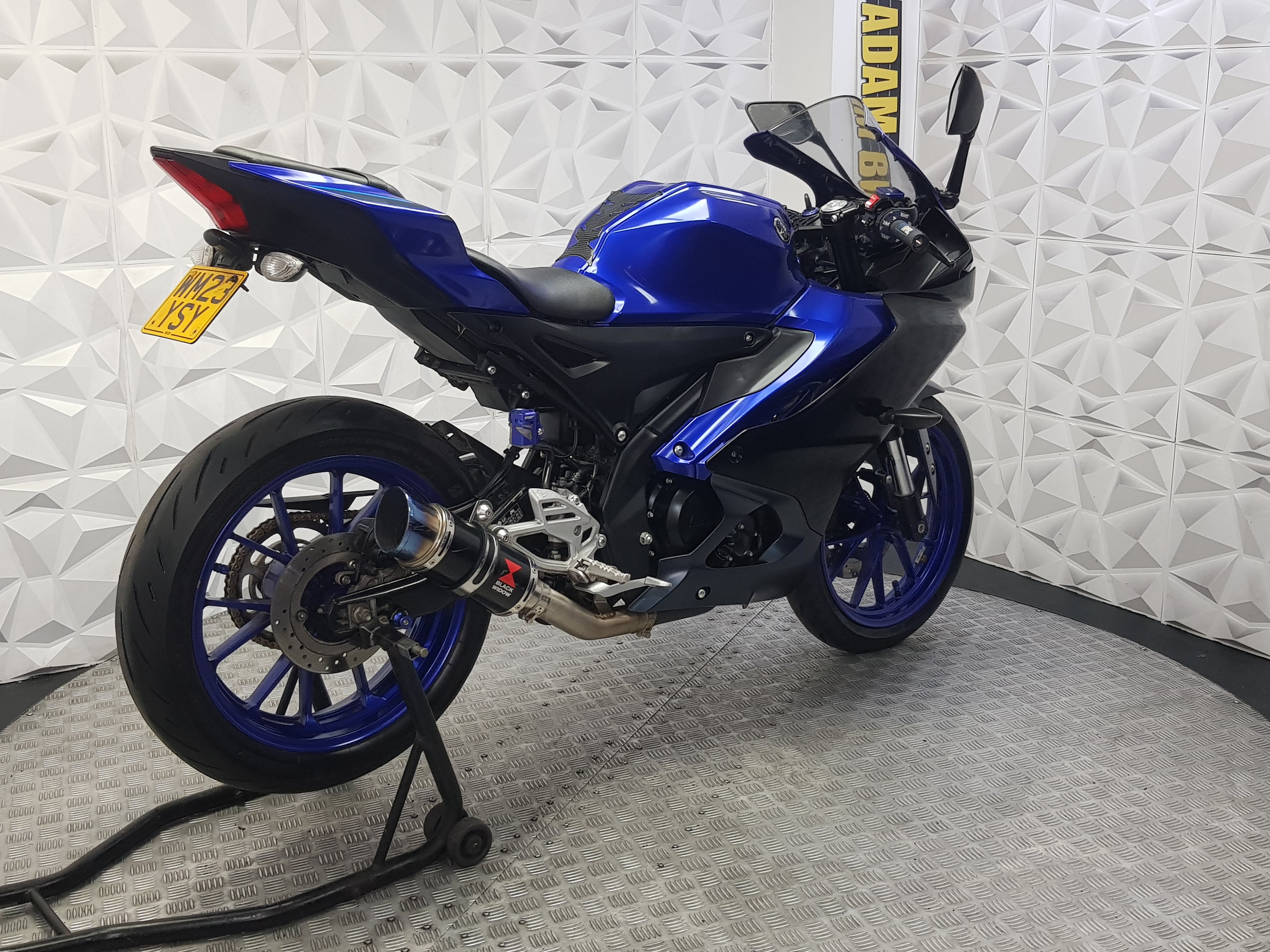 2023 YAMAHA YZF R125