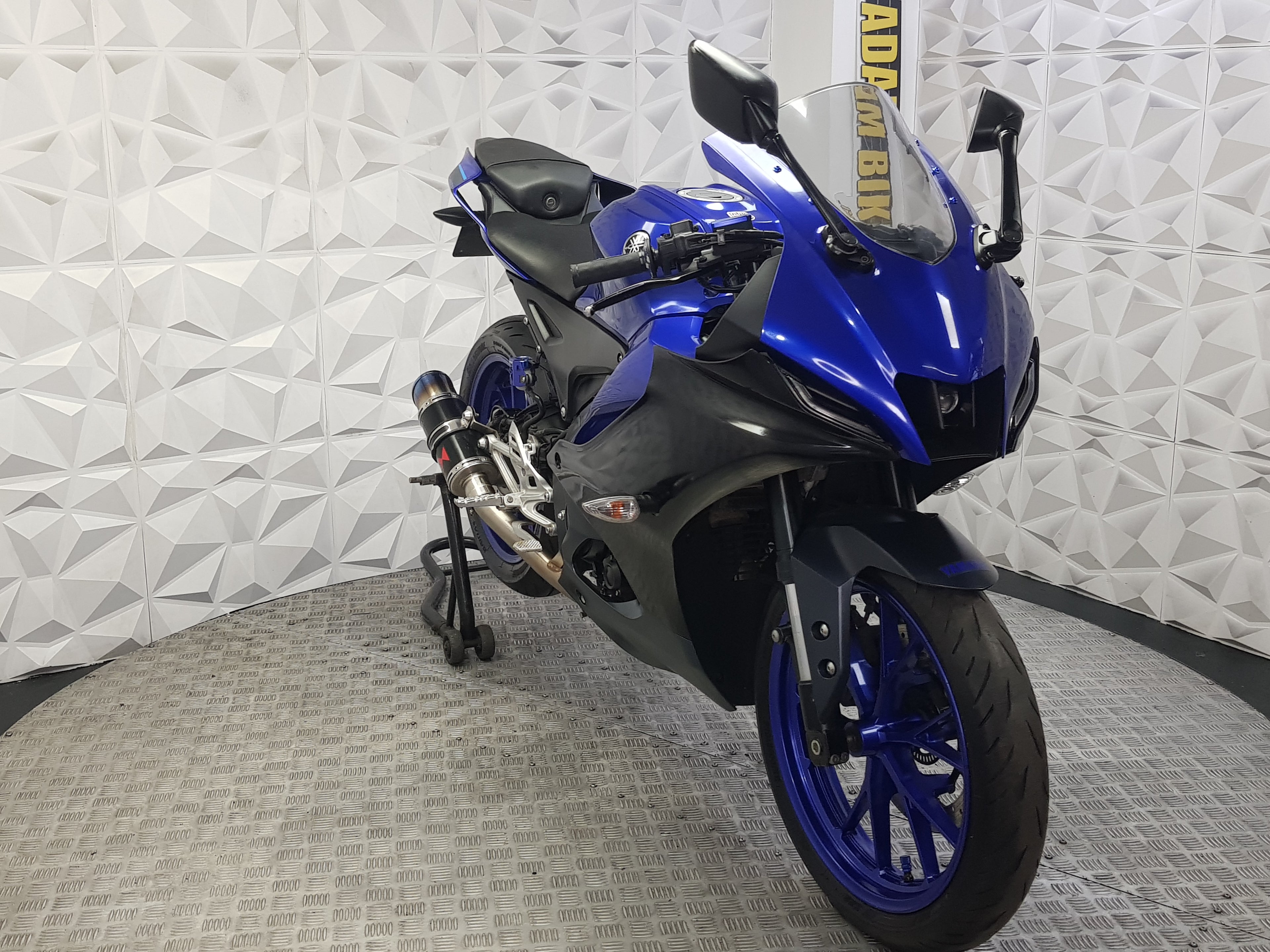2023 YAMAHA YZF R125