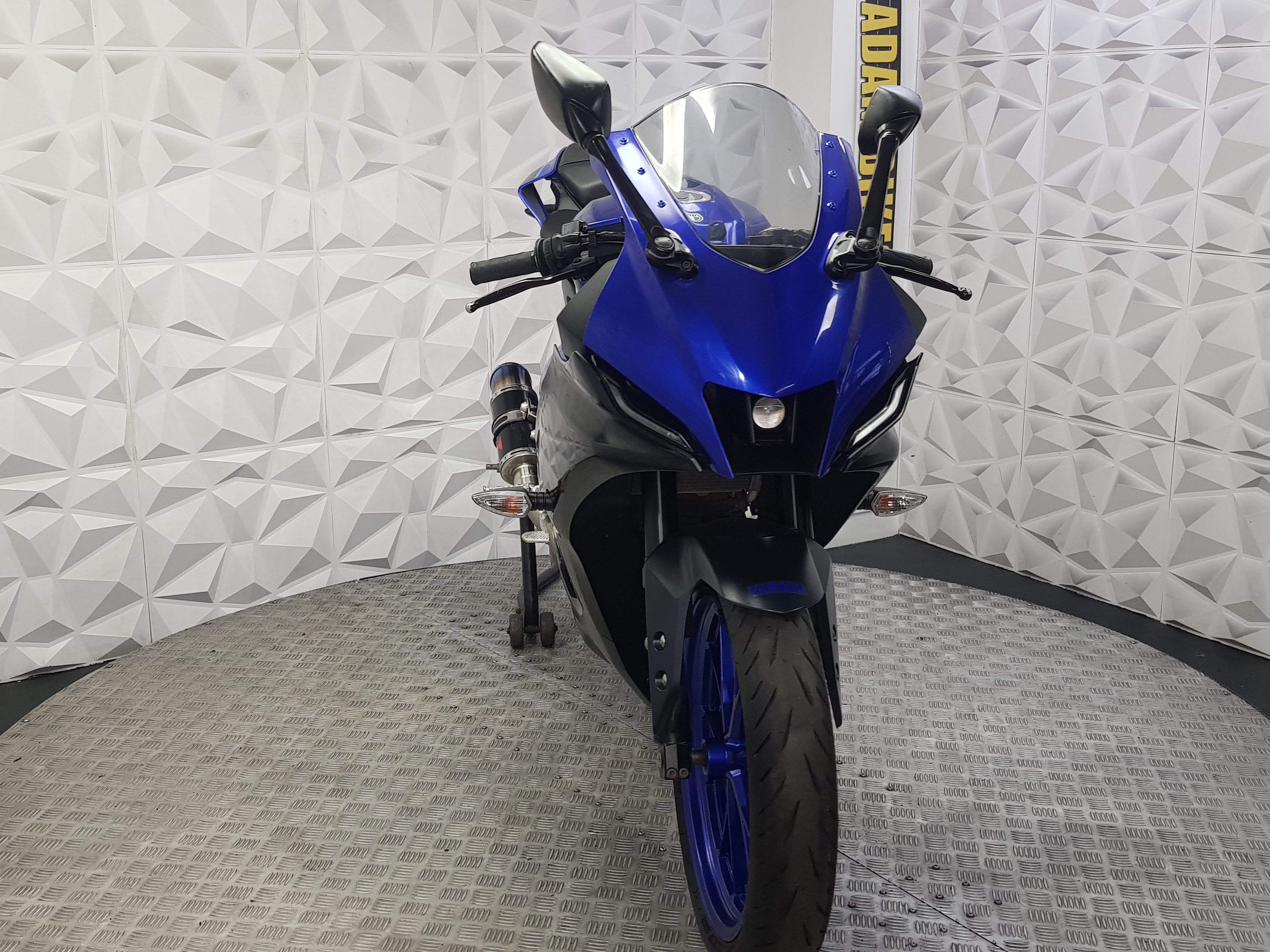 2023 YAMAHA YZF R125