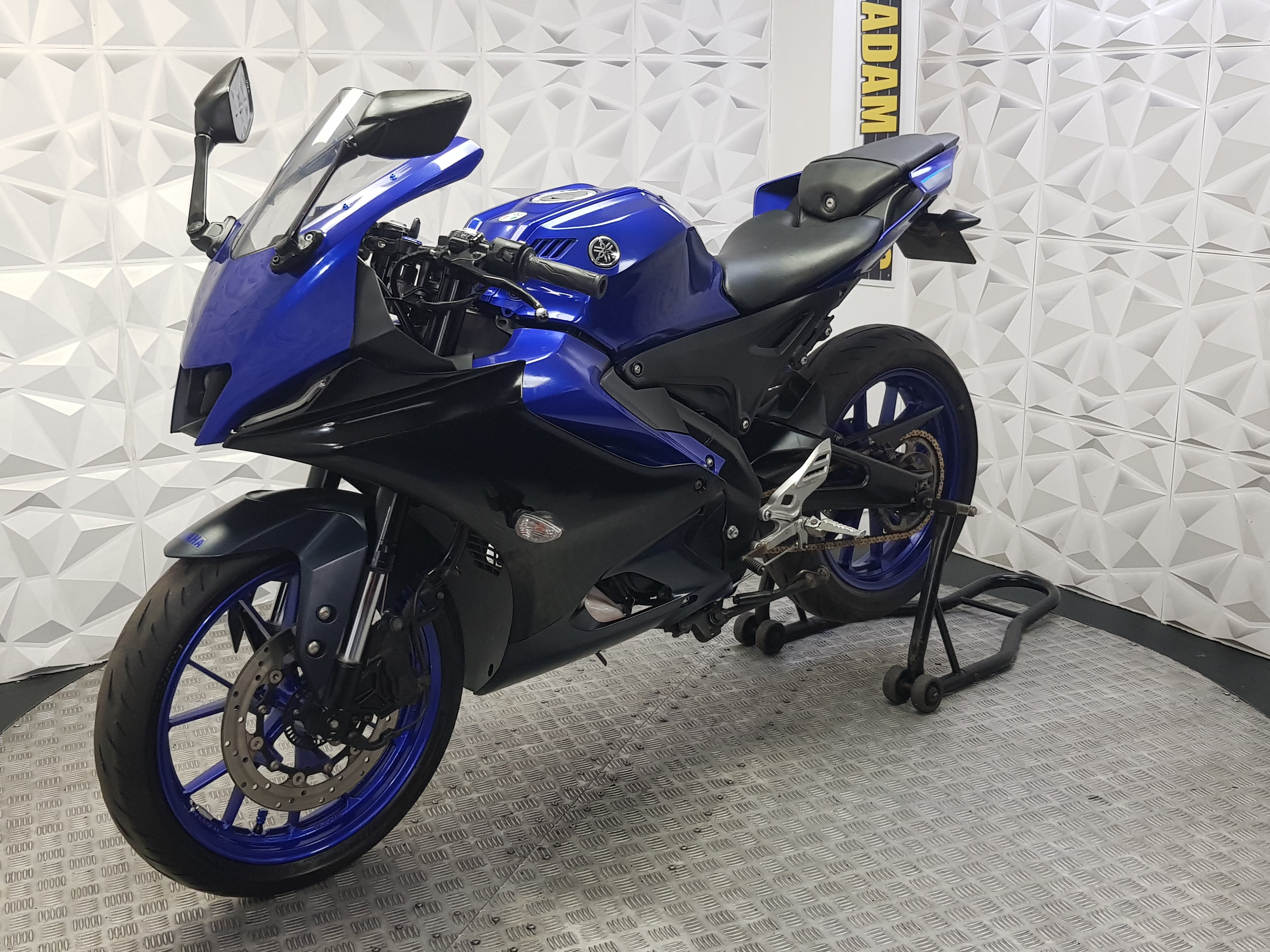 2023 YAMAHA YZF R125