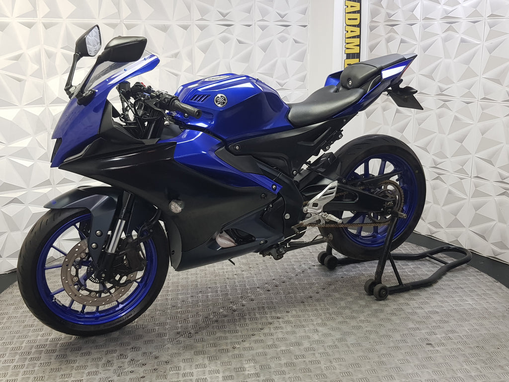2023 YAMAHA YZF R125