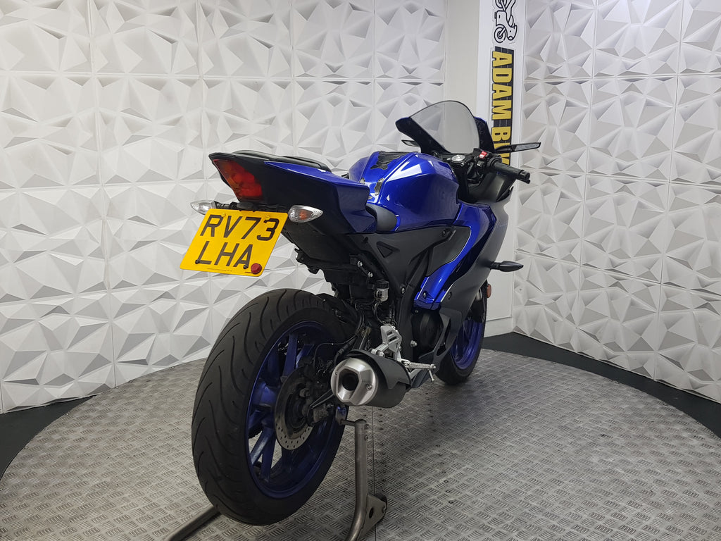 2023 YAMAHA YZF-R125 ABS