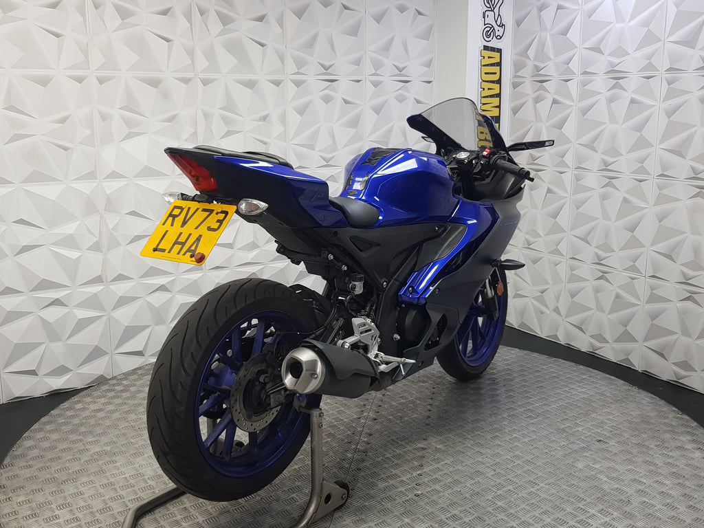 2023 YAMAHA YZF-R125 ABS
