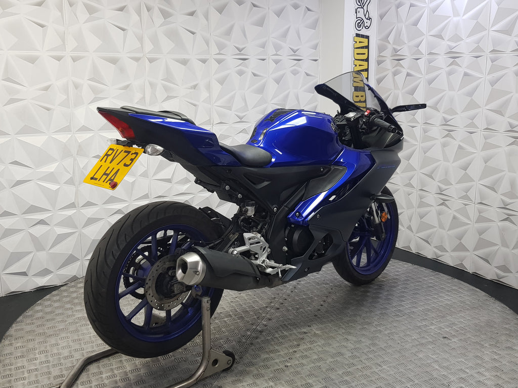 2023 YAMAHA YZF-R125 ABS