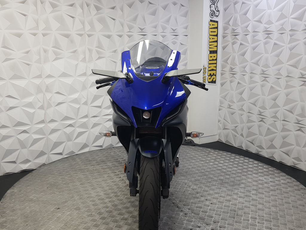 2023 YAMAHA YZF-R125 ABS