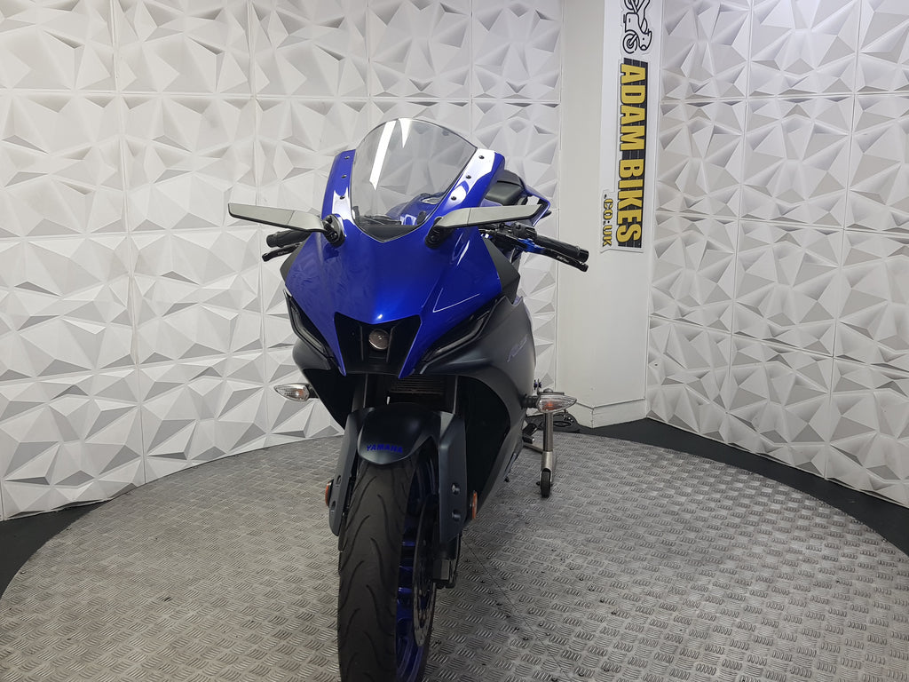 2023 YAMAHA YZF-R125 ABS