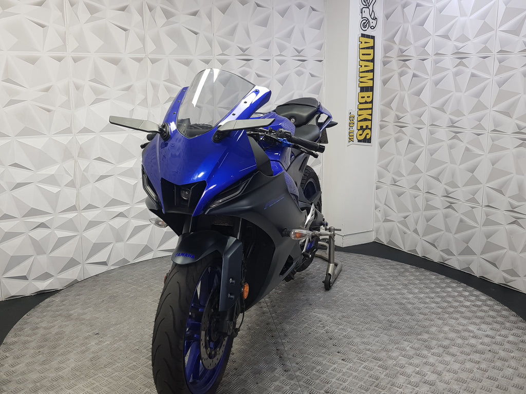 2023 YAMAHA YZF-R125 ABS